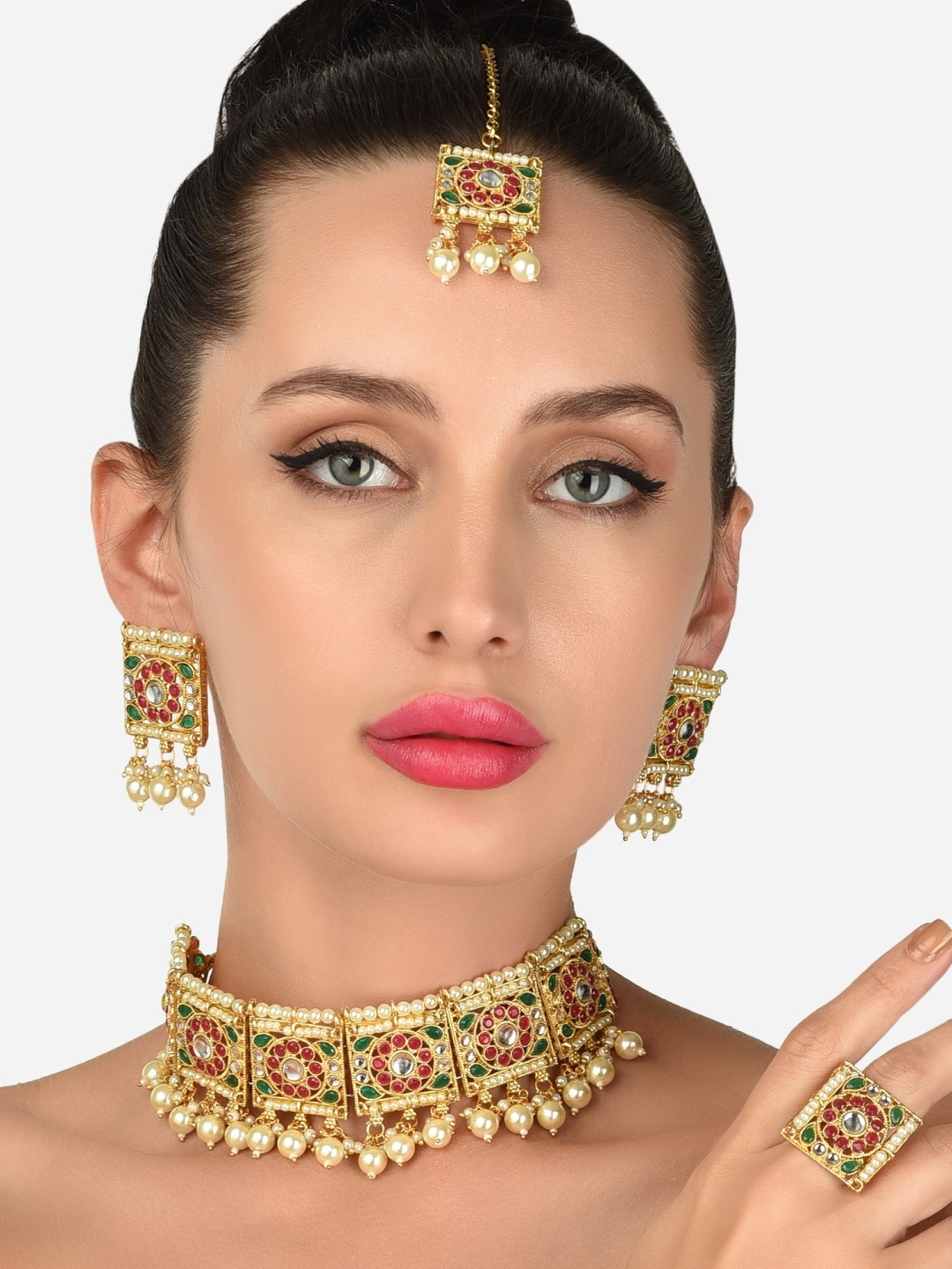 

Zaveri Pearls Women Green & Pink Gold-Plated Stones Studded Ethnic Jewellery Set