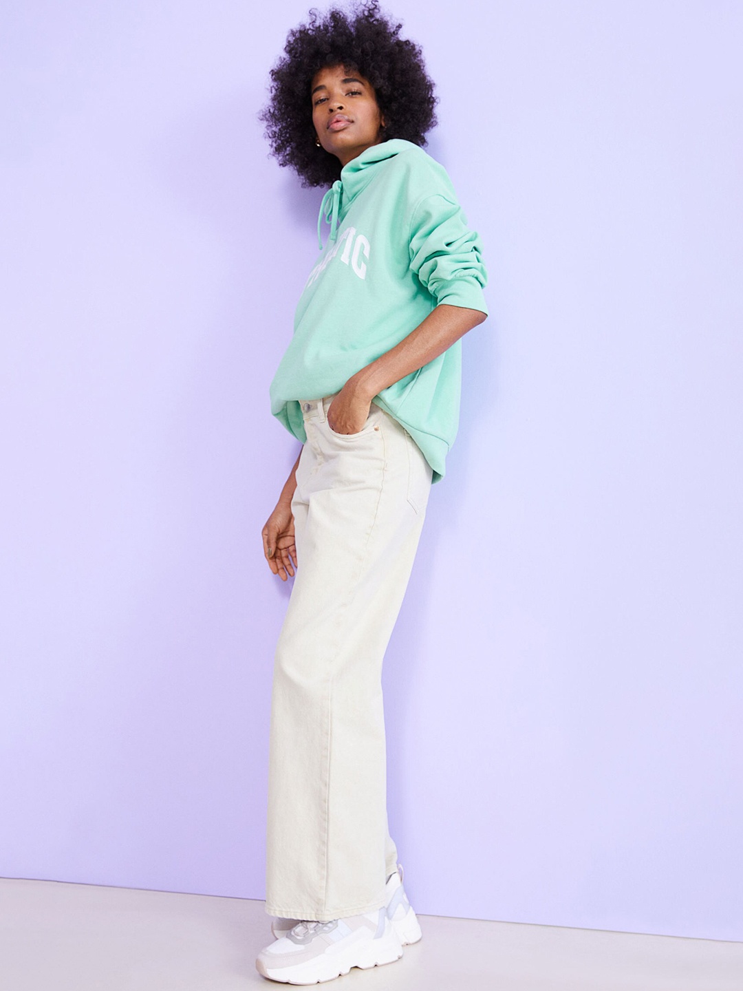 

H&M Women White Oversized Fleece Top