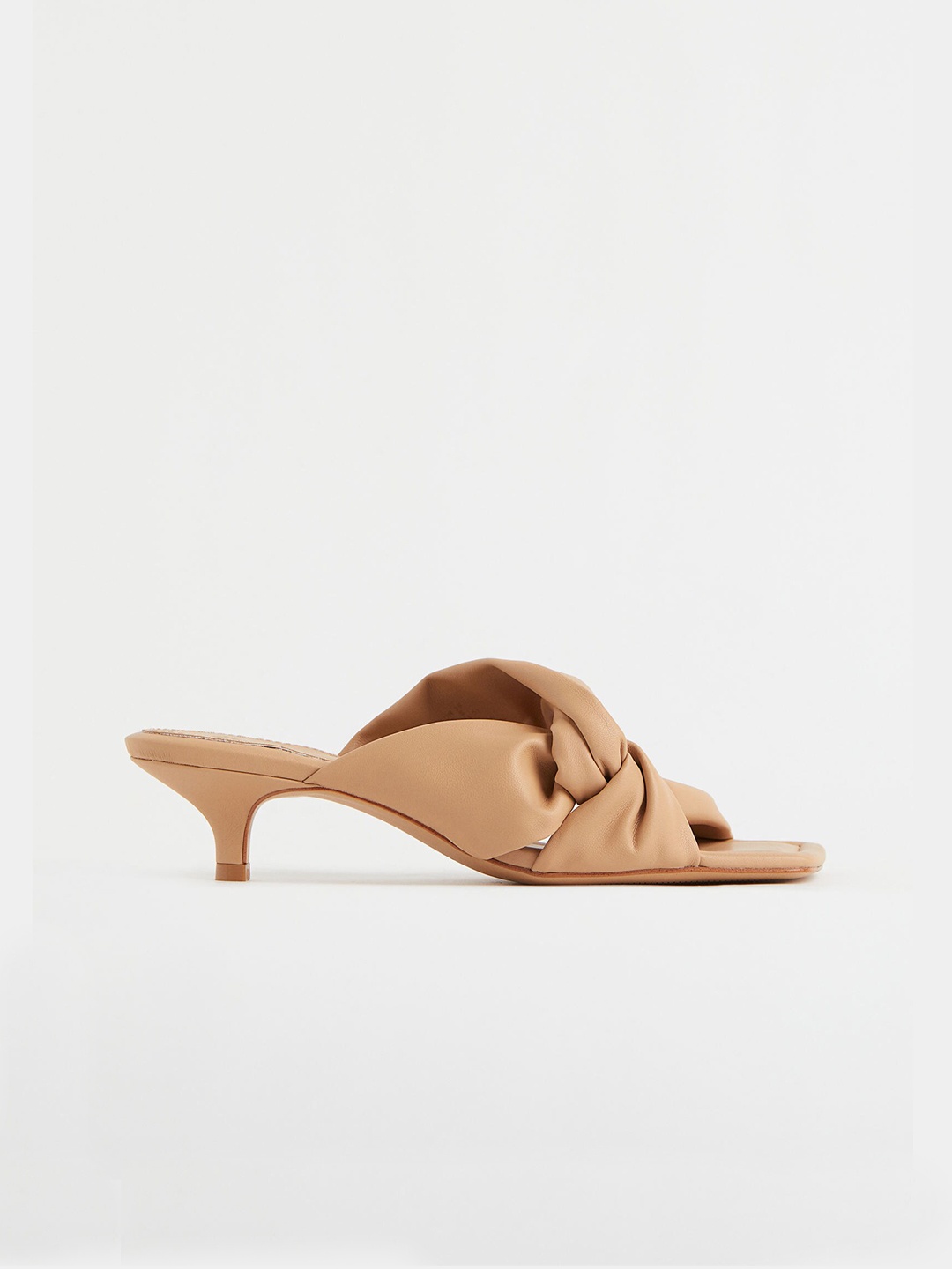 

H&M Women Beige Woven Design Casual Kitten Heels