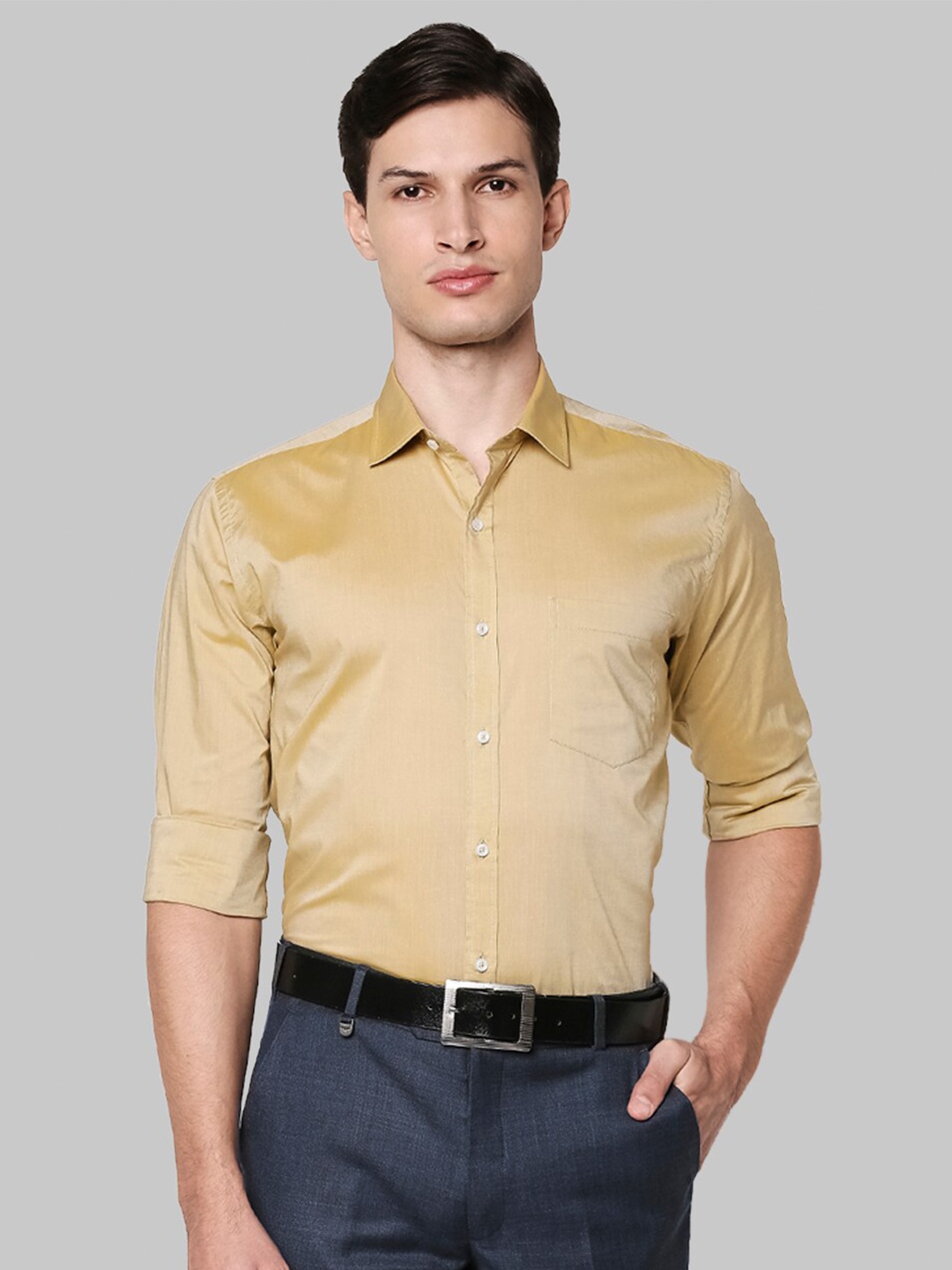 

Park Avenue Men Beige Slim Fit Casual Shirt