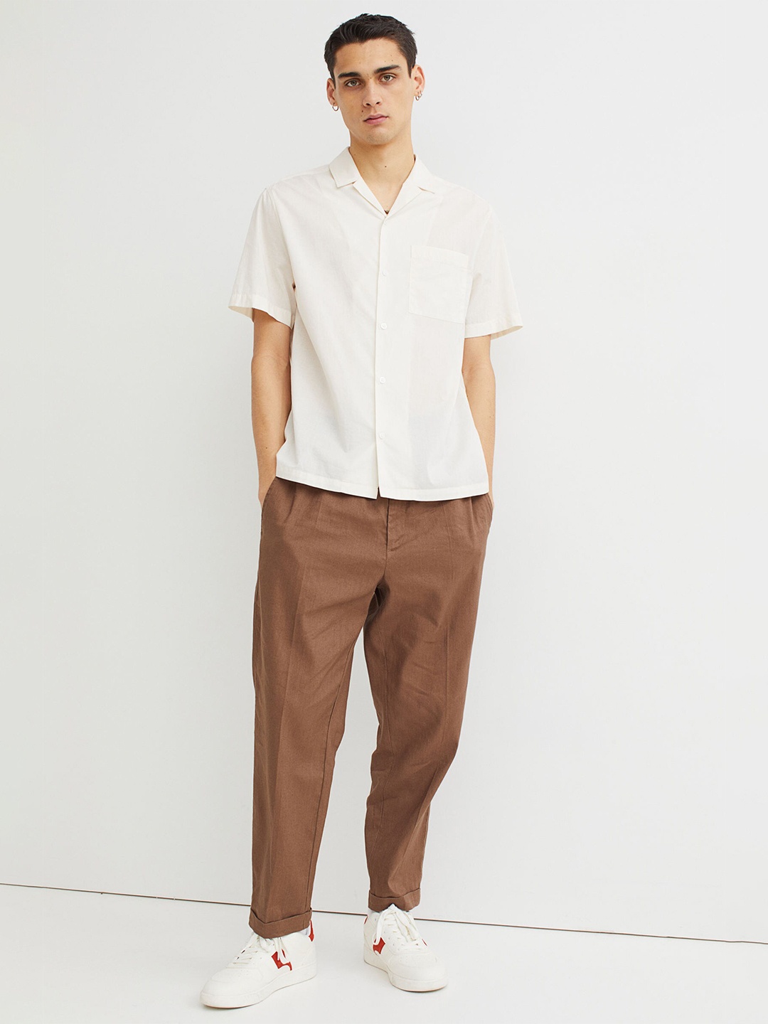 

H&M Men White Regular Fit Cotton Resort Shirt
