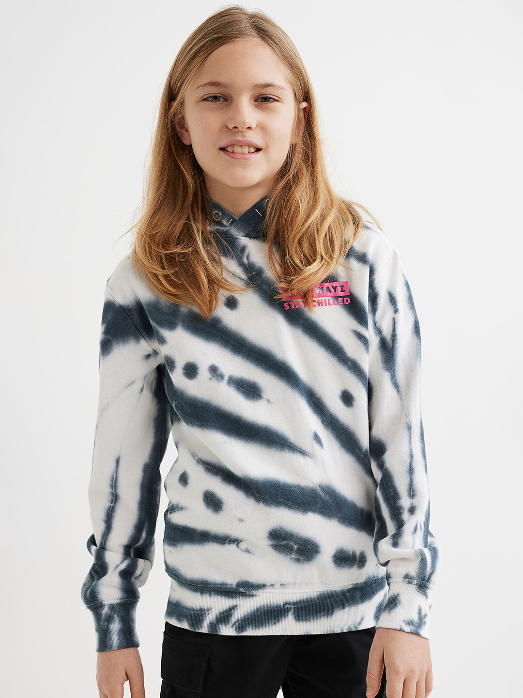 

H&M Boys White Printed Hoodie
