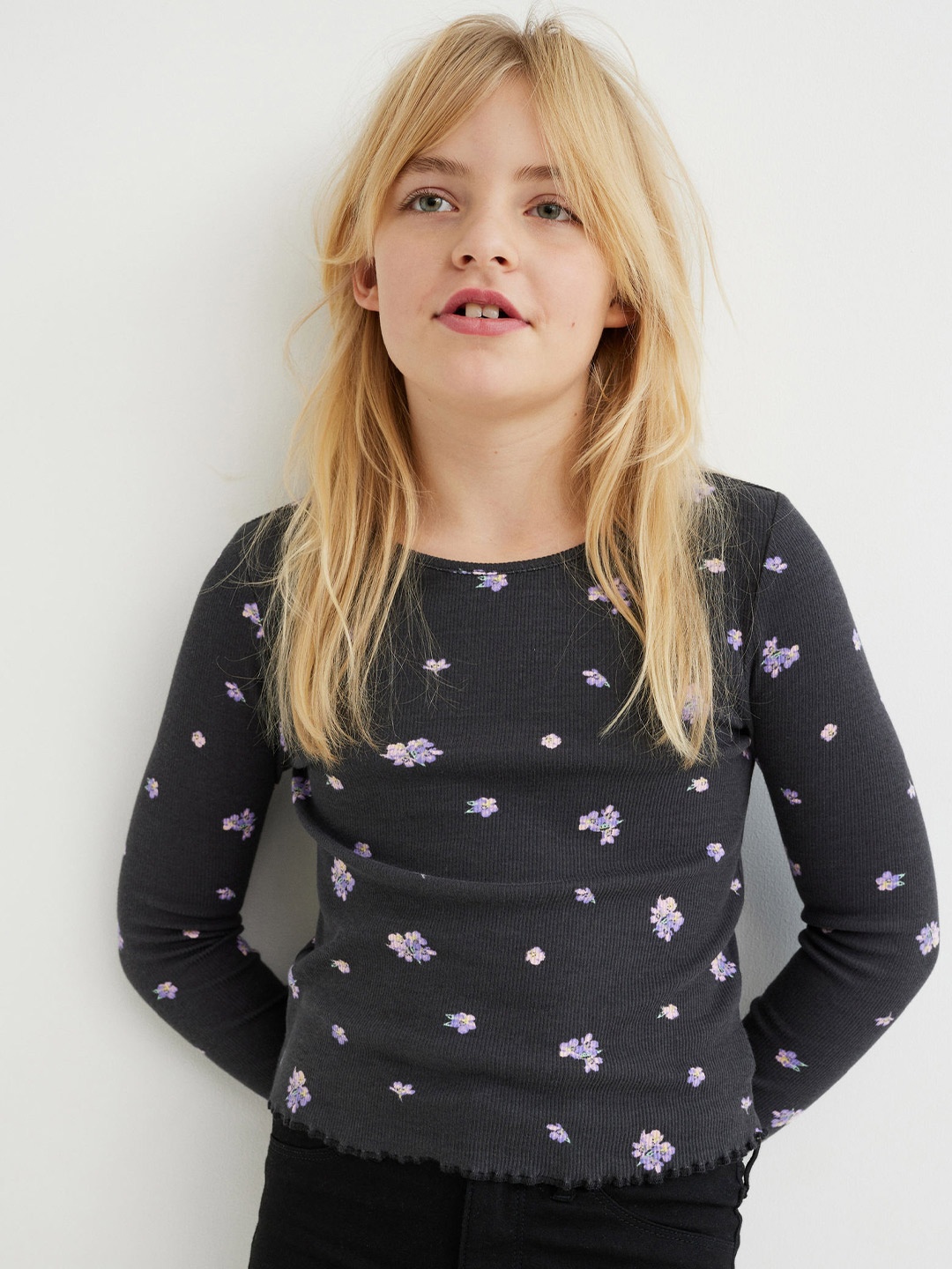 

H&M Girls Grey Ribbed Top