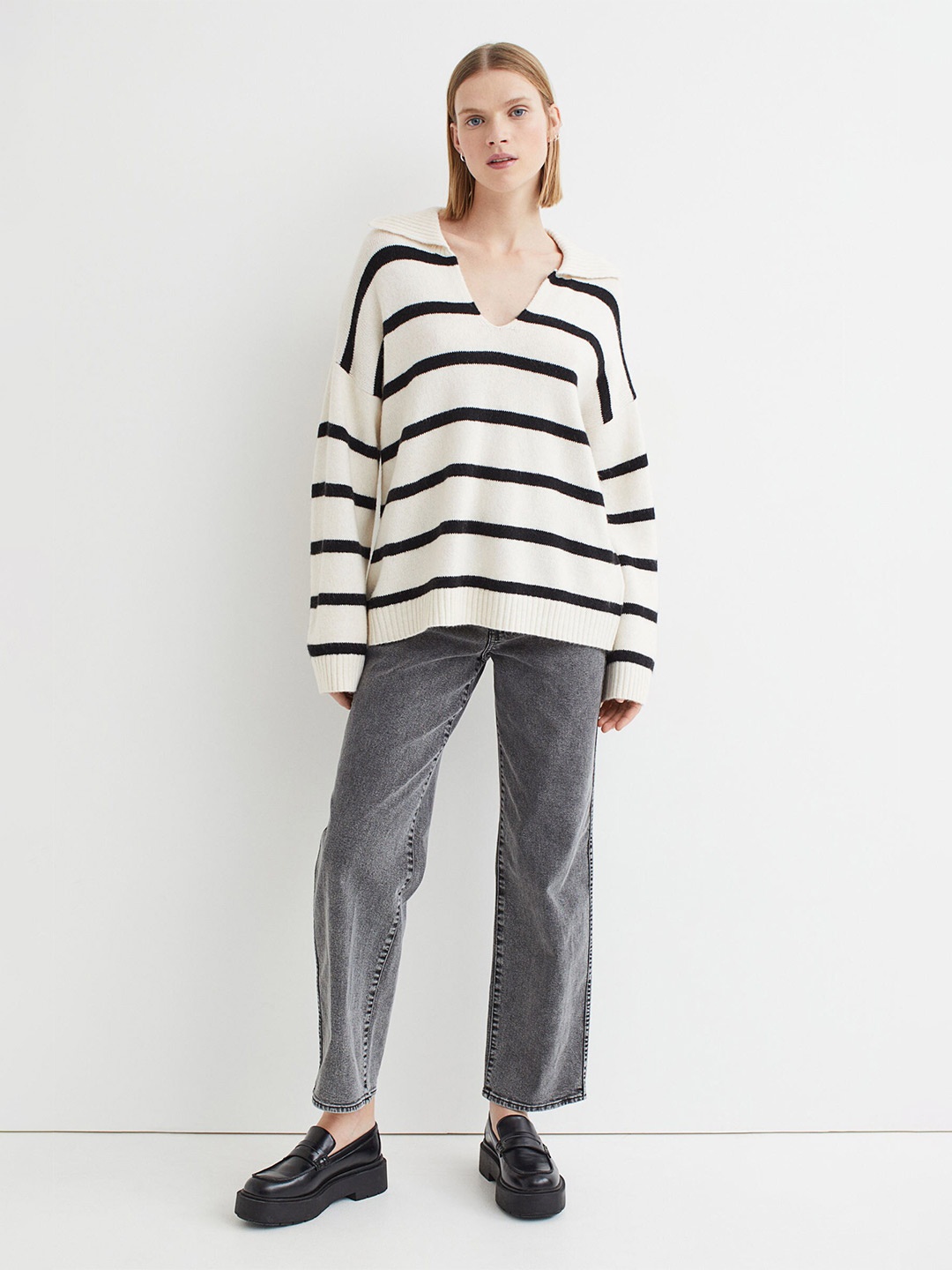 

H&M Women White Collared Jumper