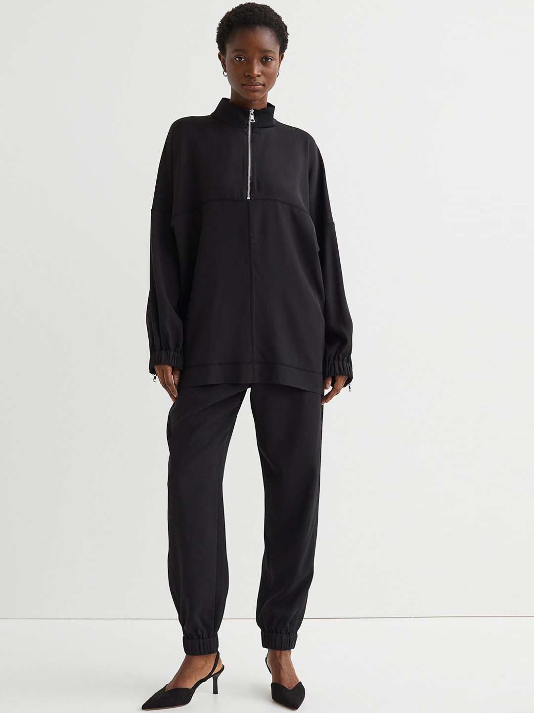 

H&M Women Black Silk-blend Joggers