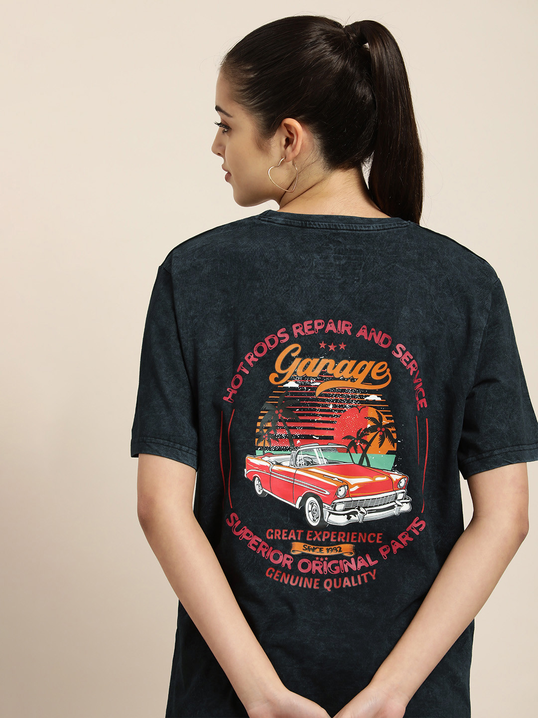 

DILLINGER Women Black & Red Typography Pure Cotton Drop-Shoulder Sleeves OversizedT-shirt
