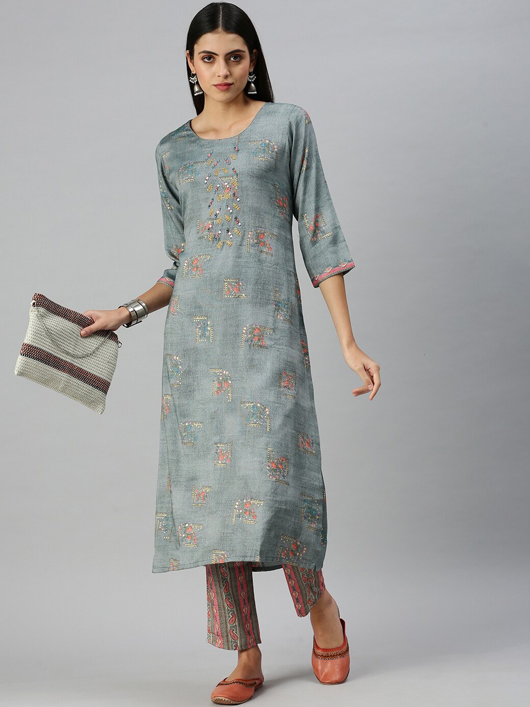 

SHOWOFF Women Grey Floral Printed Zardozi Cotton Kurta with Trousers