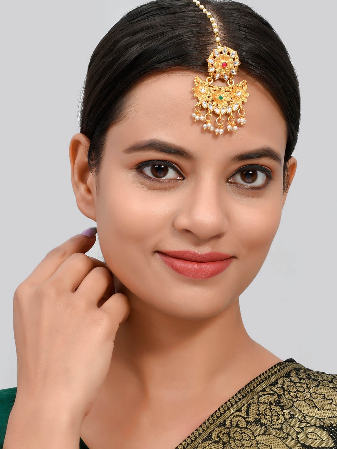 

Silvermerc Designs Gold-Plated & White Kundan Studded & Pearl Beaded Borla Maang Tikka