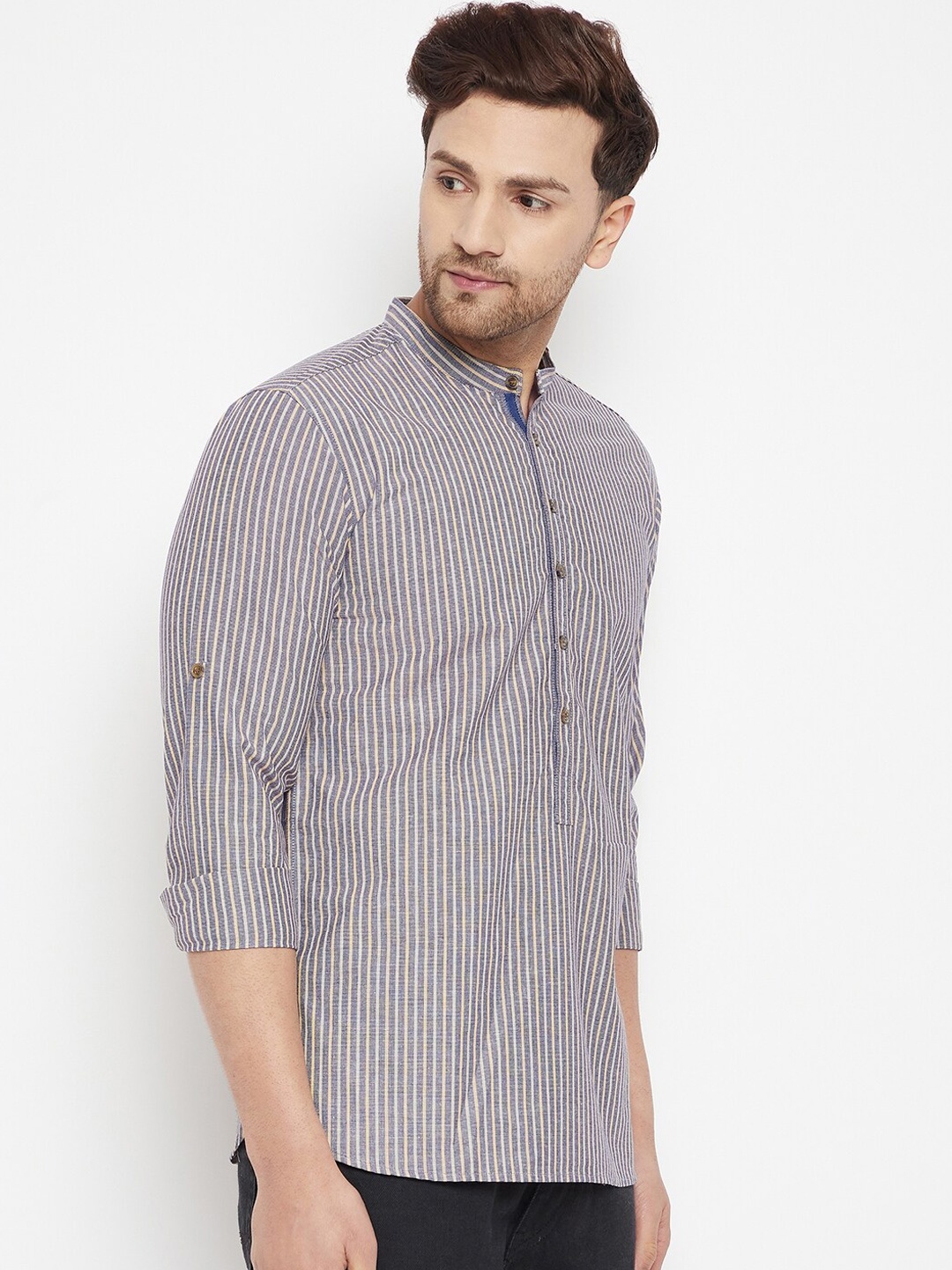 

even Men Grey & Off-White Striped Short Kurta