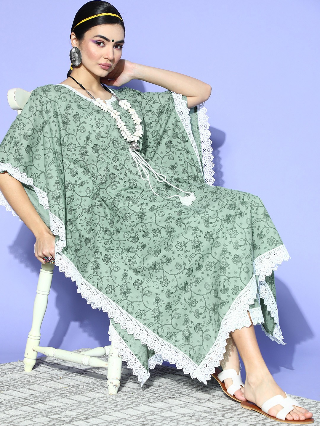 

mokshi Green Pure Cotton New Age Kaftan Kurta Set