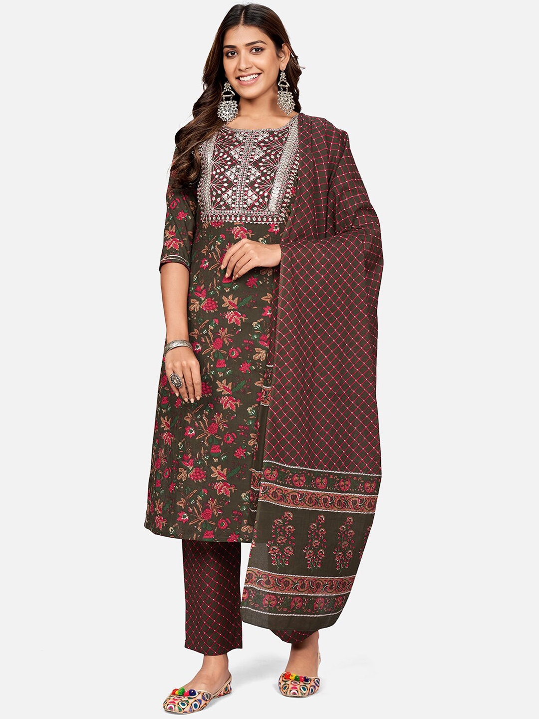 

Vbuyz Women Green Floral Printed Pure Cotton Kurta with Trousers & With Dupatta