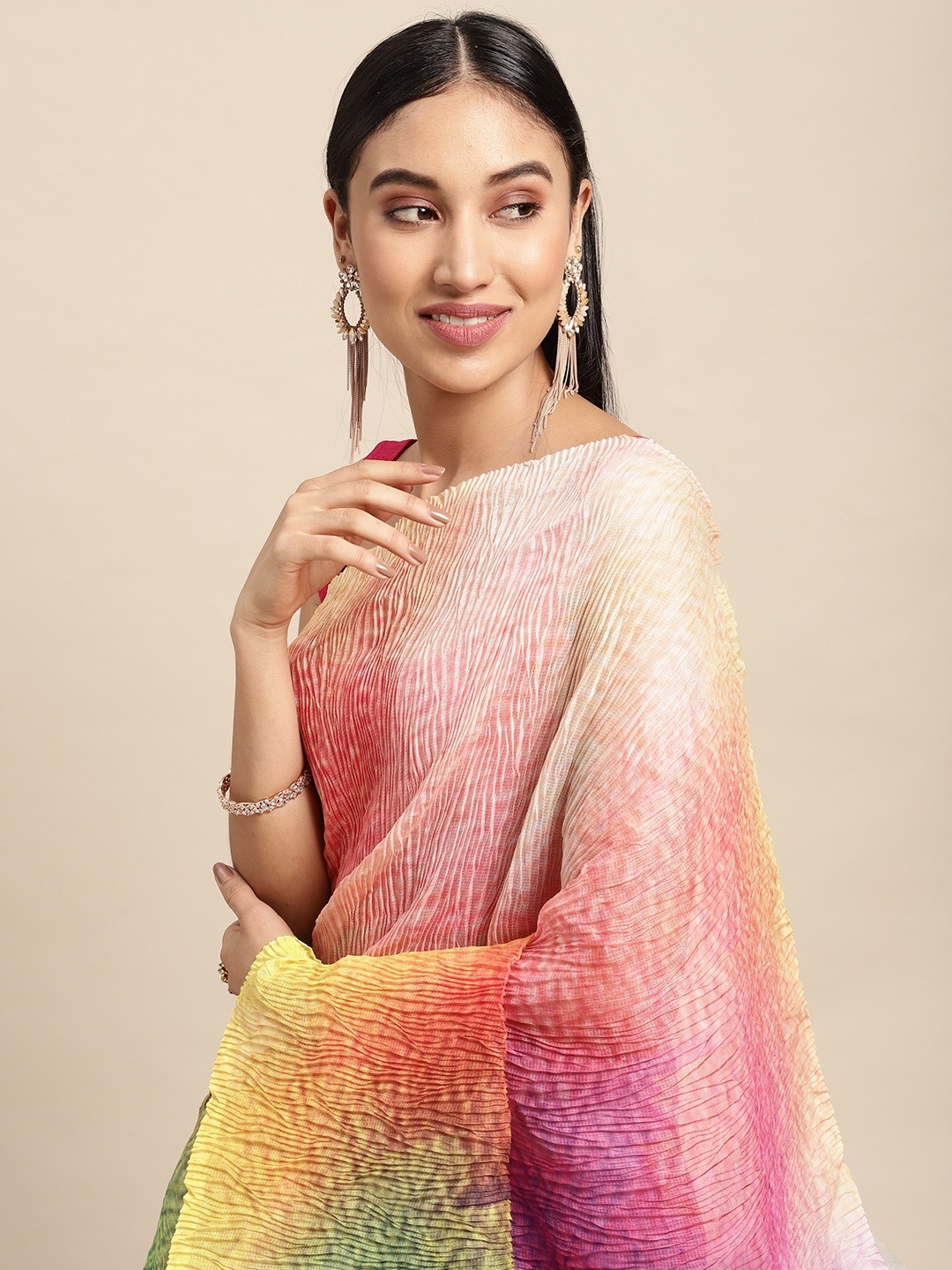 

VASTRANAND Red & Multicoloured Batik Linen Blend Saree