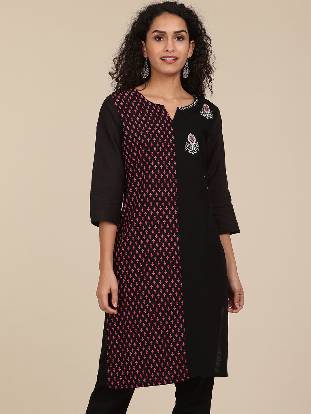 

Karigari Women Black Ethnic Motifs Printed Kurta