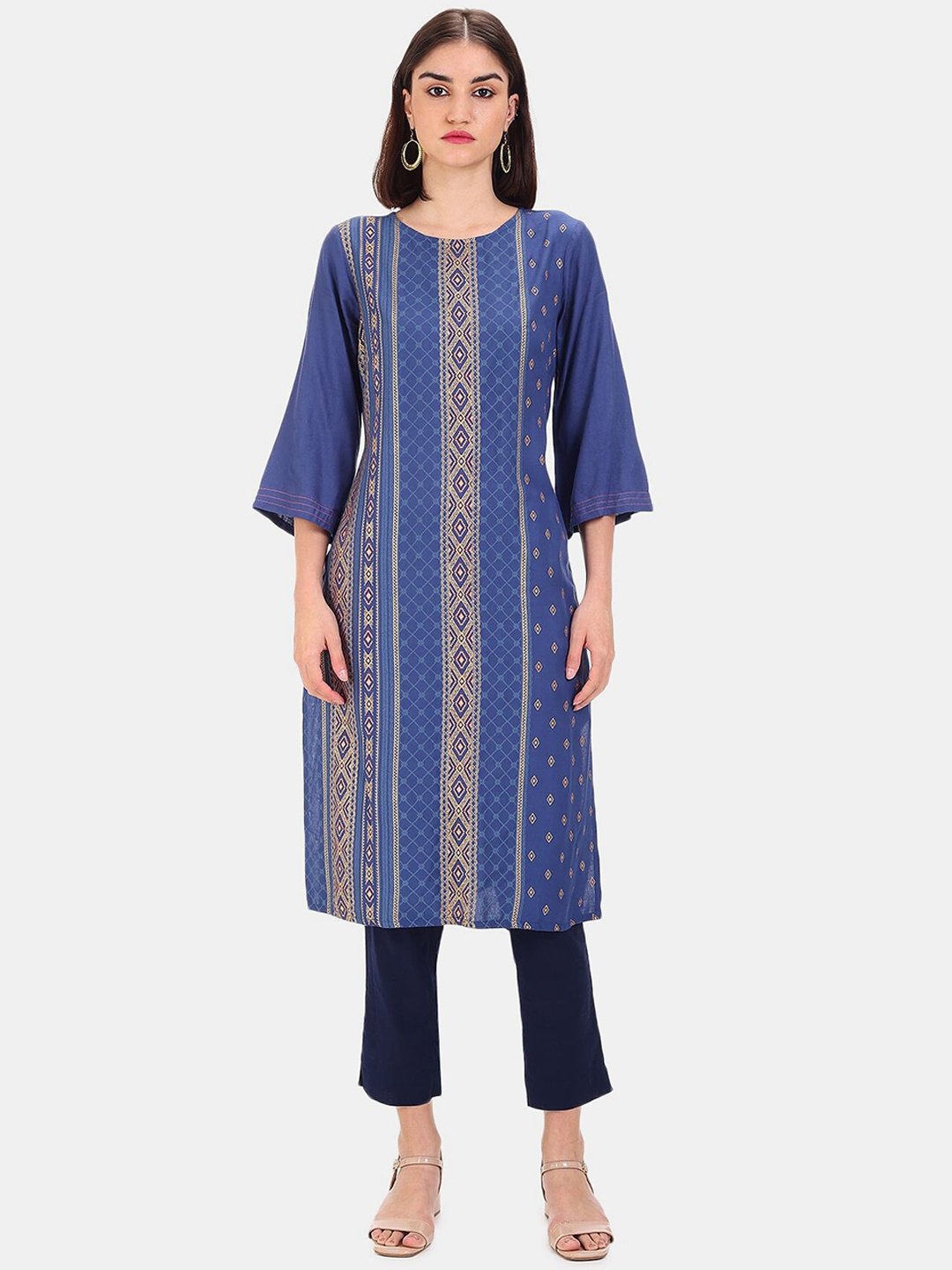 

Karigari Women Blue & Cream Ethnic Motifs Printed Thread Work Kurta