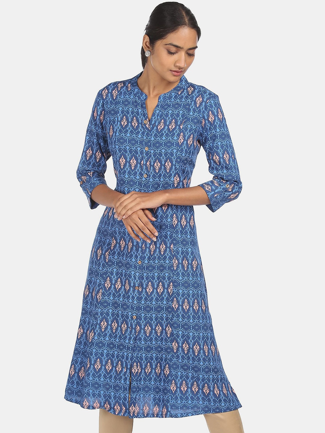 

Karigari Women Blue Printed Flared Sleeves Kurta