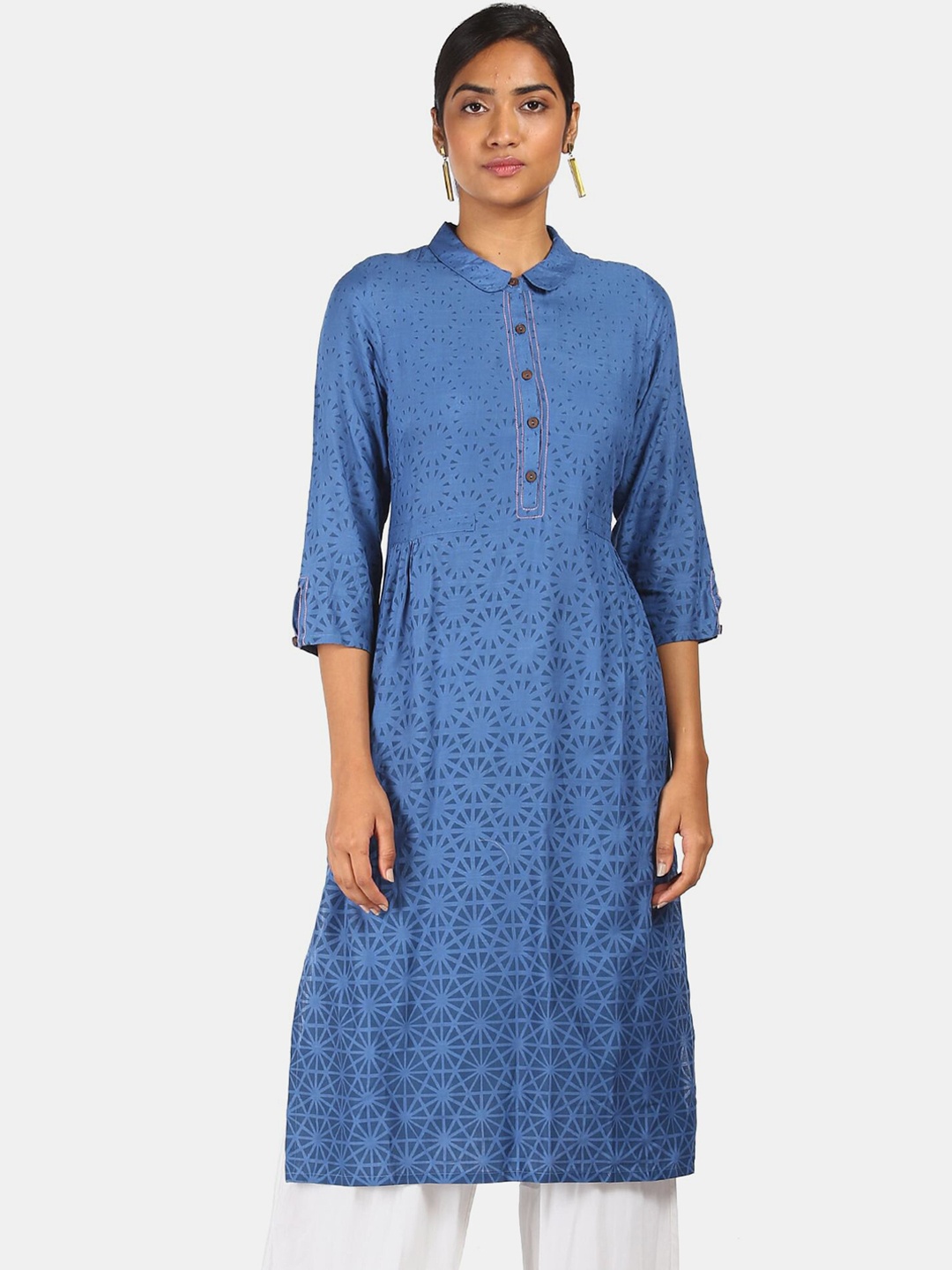 

Karigari Women Blue Geometric Printed Kurta