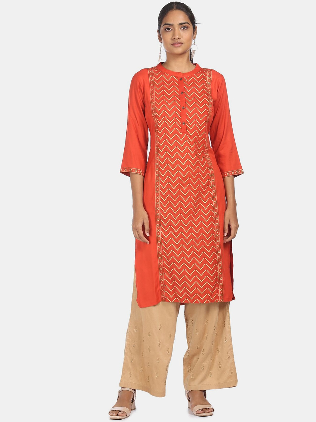

Karigari Women Orange & Gold-Toned Ethnic Motifs Printed Kurta