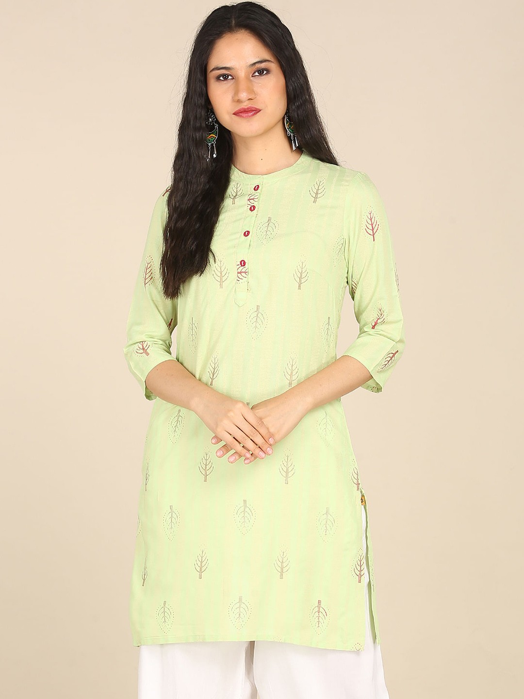 

Karigari Women Green & Pink Floral Printed Kurta