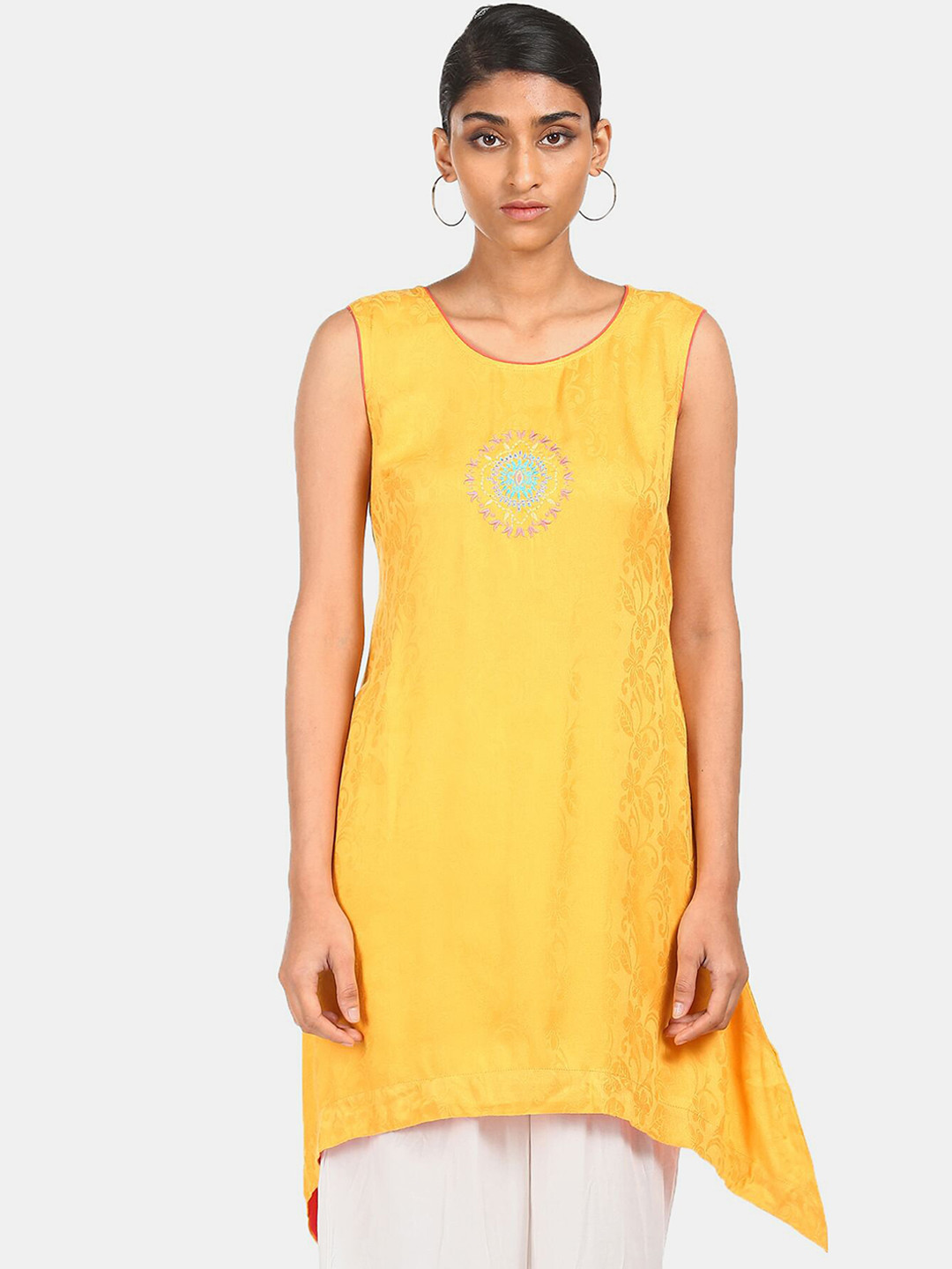 

Karigari Women Yellow Thread Work Kurta
