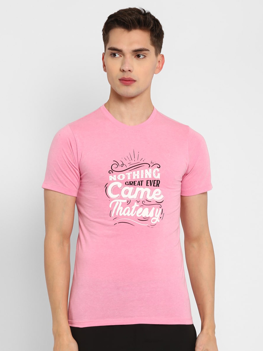 

Yuuki Men Pink Typography Printed Cotton T-shirt