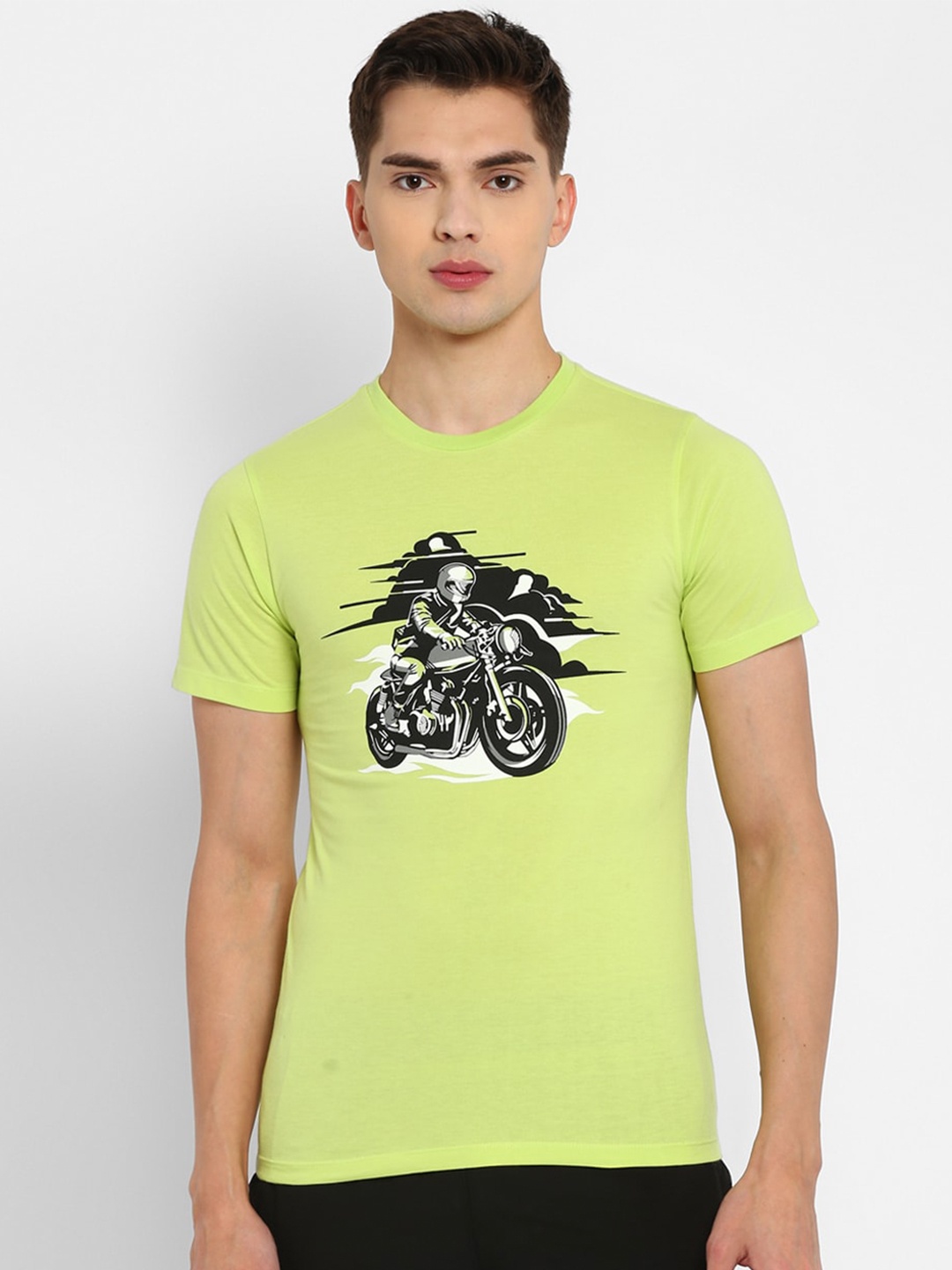 

Yuuki Men Lime Green Printed Cotton T-shirt