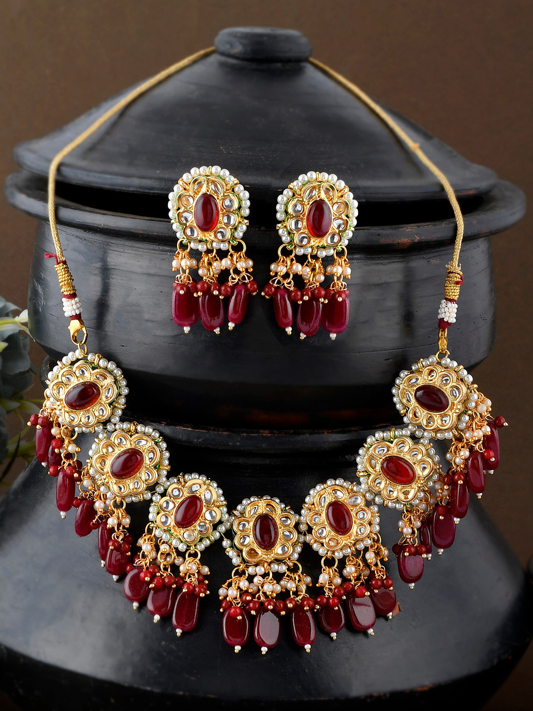 

Shoshaa Maroon & Gold Plated Kundan Handcrafted Necklace and Earrings Set