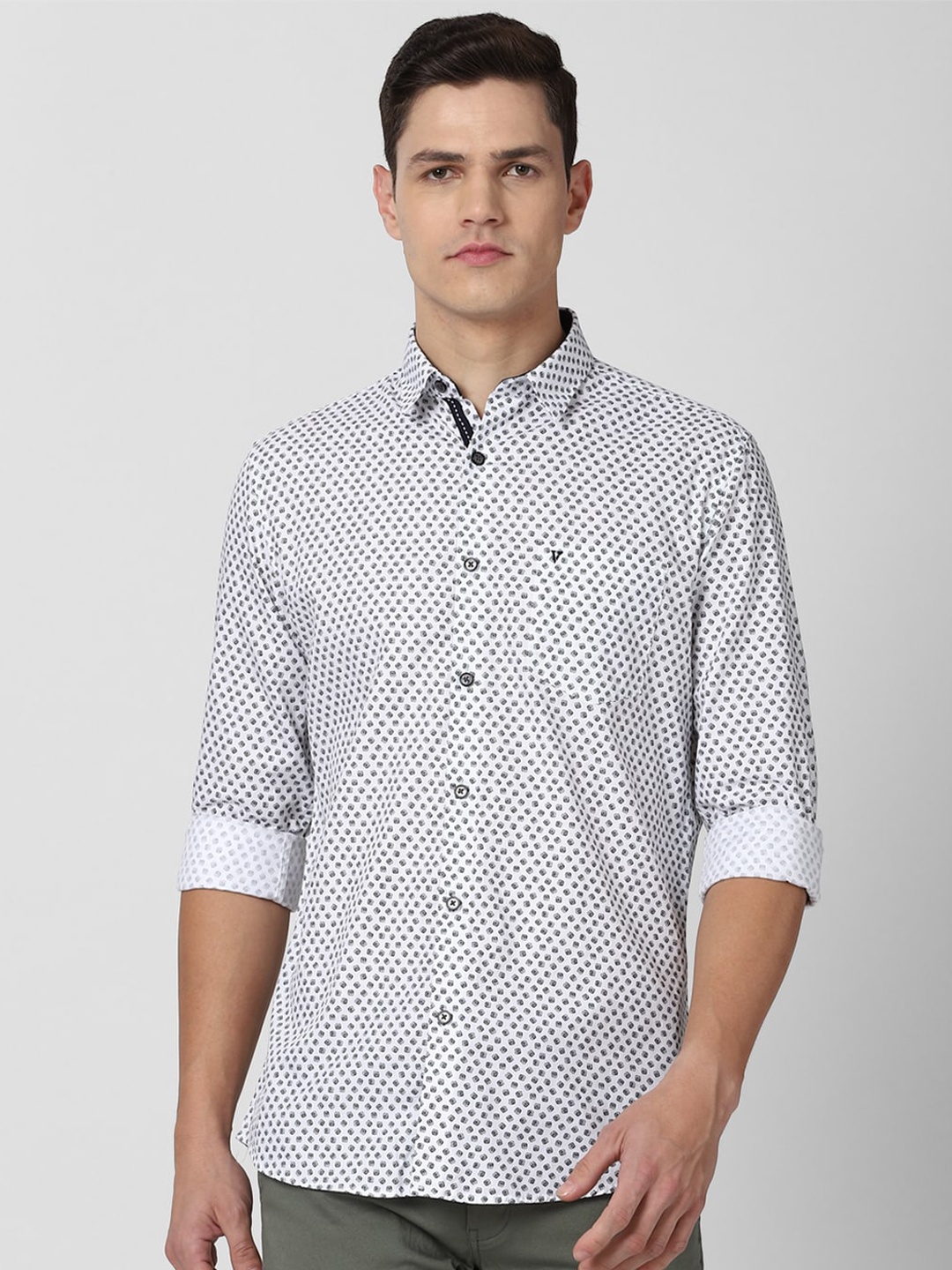 

Van Heusen Sport Men Grey Slim Fit Printed Pure Cotton Casual Shirt