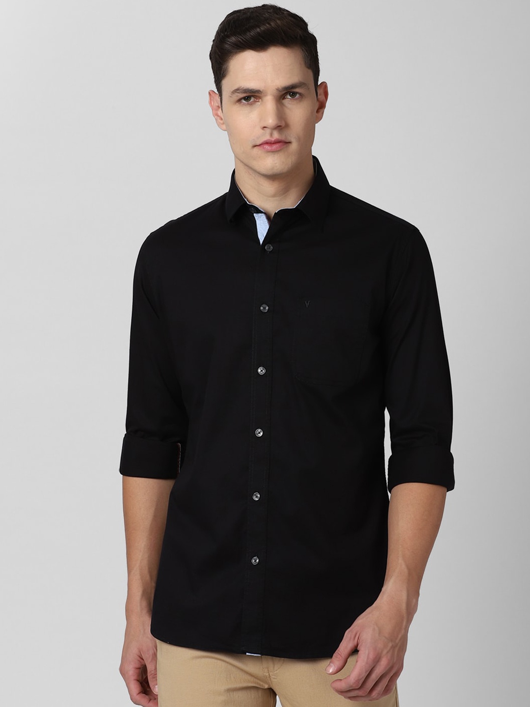 

Van Heusen Sport Men Black Slim Fit Cotton Casual Shirt