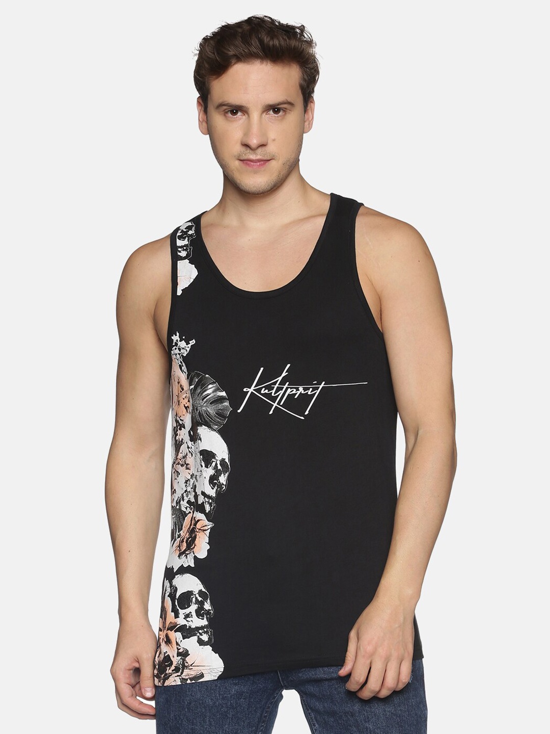 

KULTPRIT Men Black Printed Slim Fit Cotton T-shirt