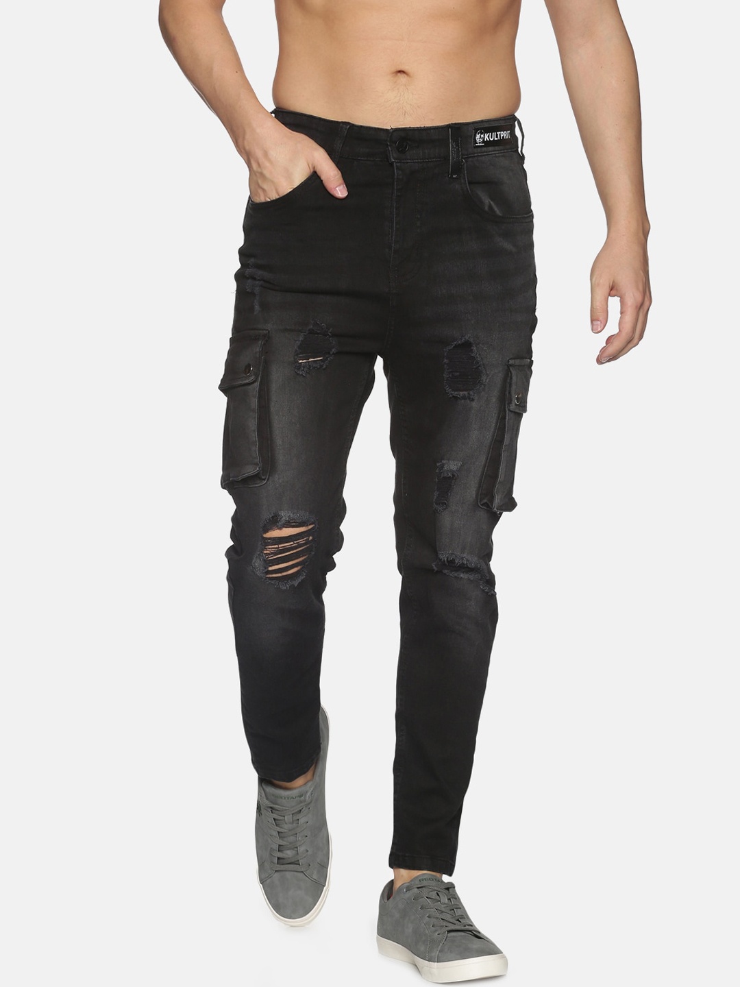 

KULTPRIT Men Black Tapered Fit Mildly Distressed Light Fade Stretchable Jeans