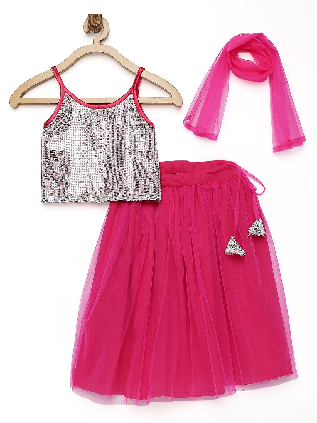 

MANY FROCKS & Girls Pink & Silver-Toned Embellished Sequinned Ready to Wear Lehenga Blouse With Dupatta