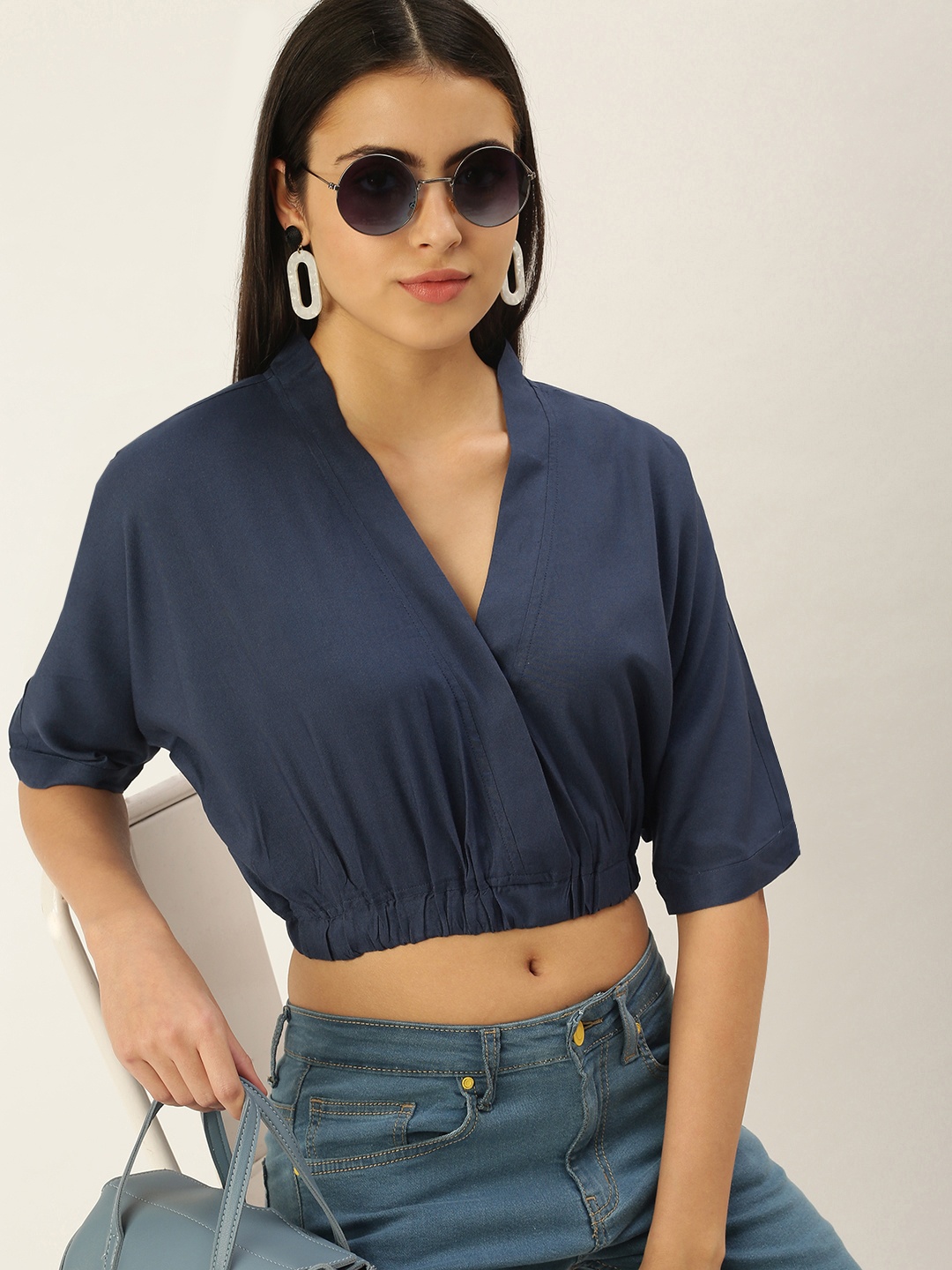 

FOREVER 21 Blue Solid Deep V Neck Cinched Waist Crop Top