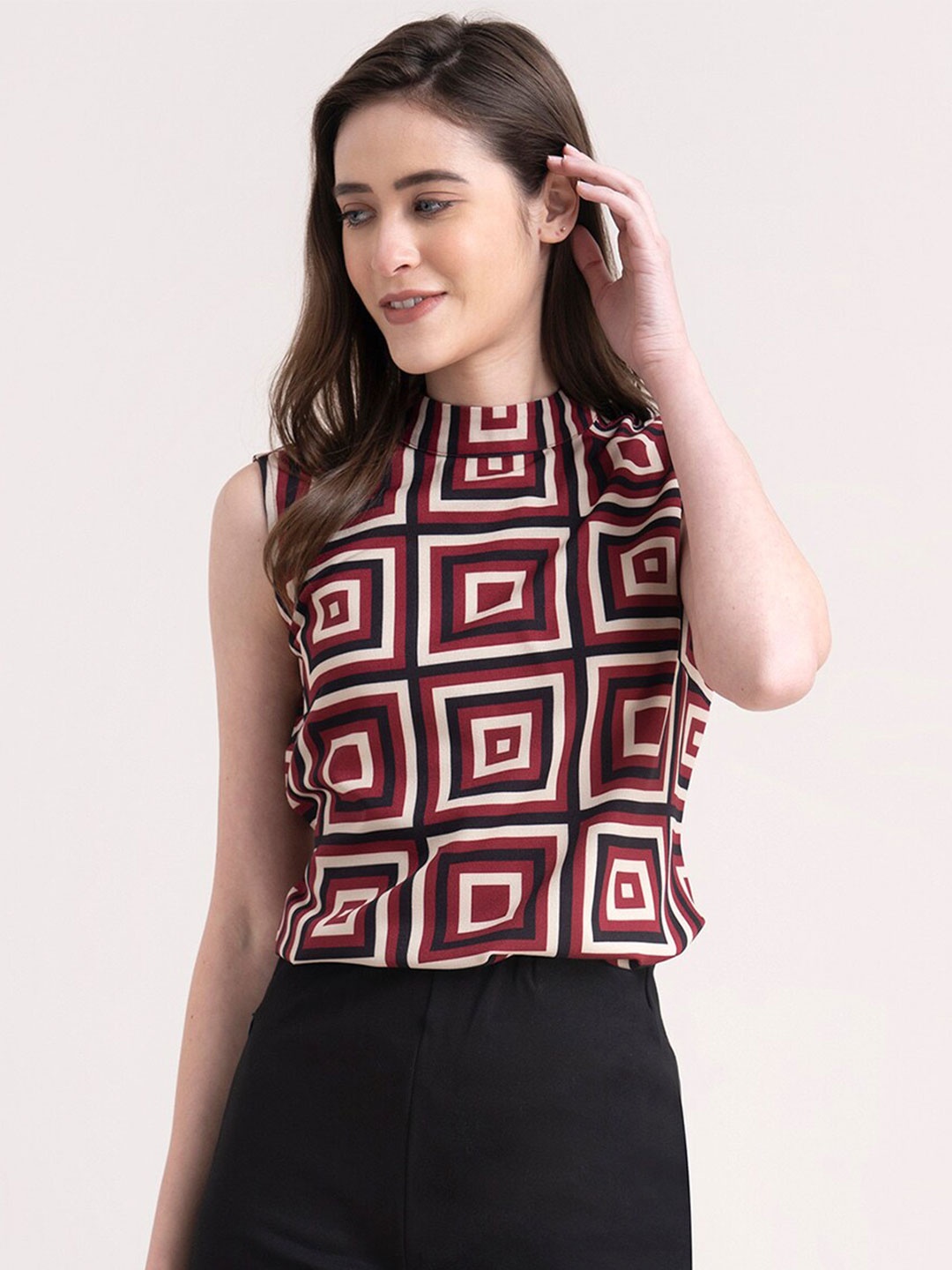 

FableStreet Maroon & Black Geometric Print Top