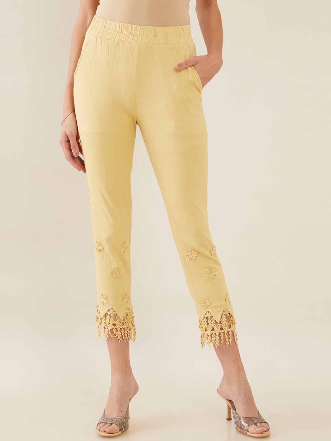 

Soch Women Beige Embroidered Relaxed Trousers