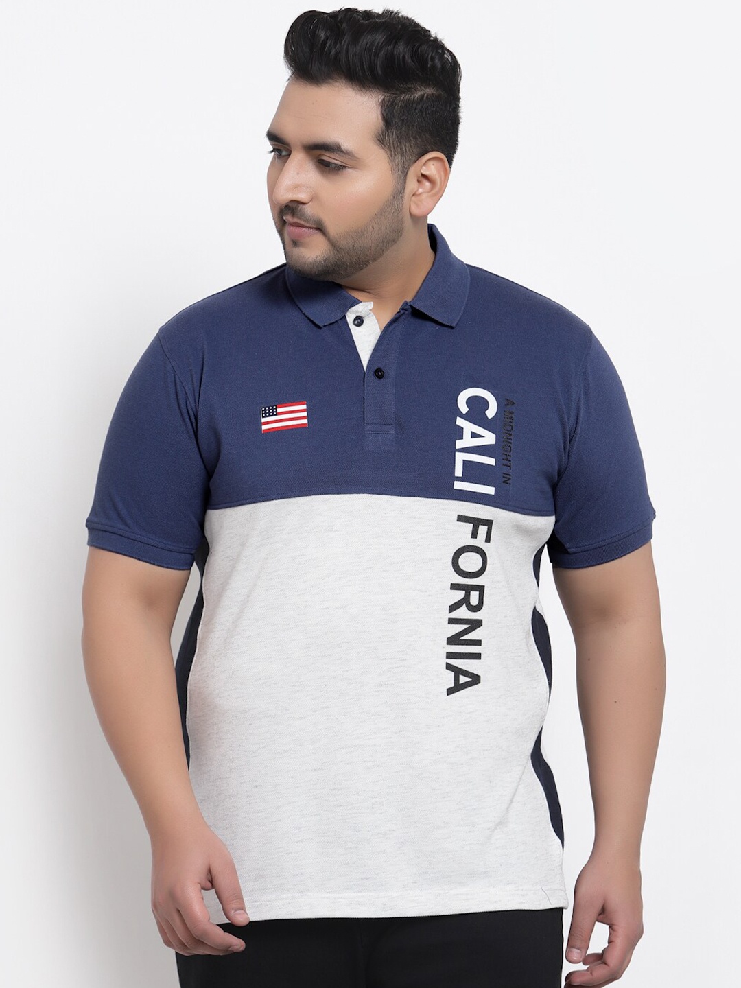 

plusS Men White & Navy Blue Colourblocked Polo Collar Pockets T-shirt