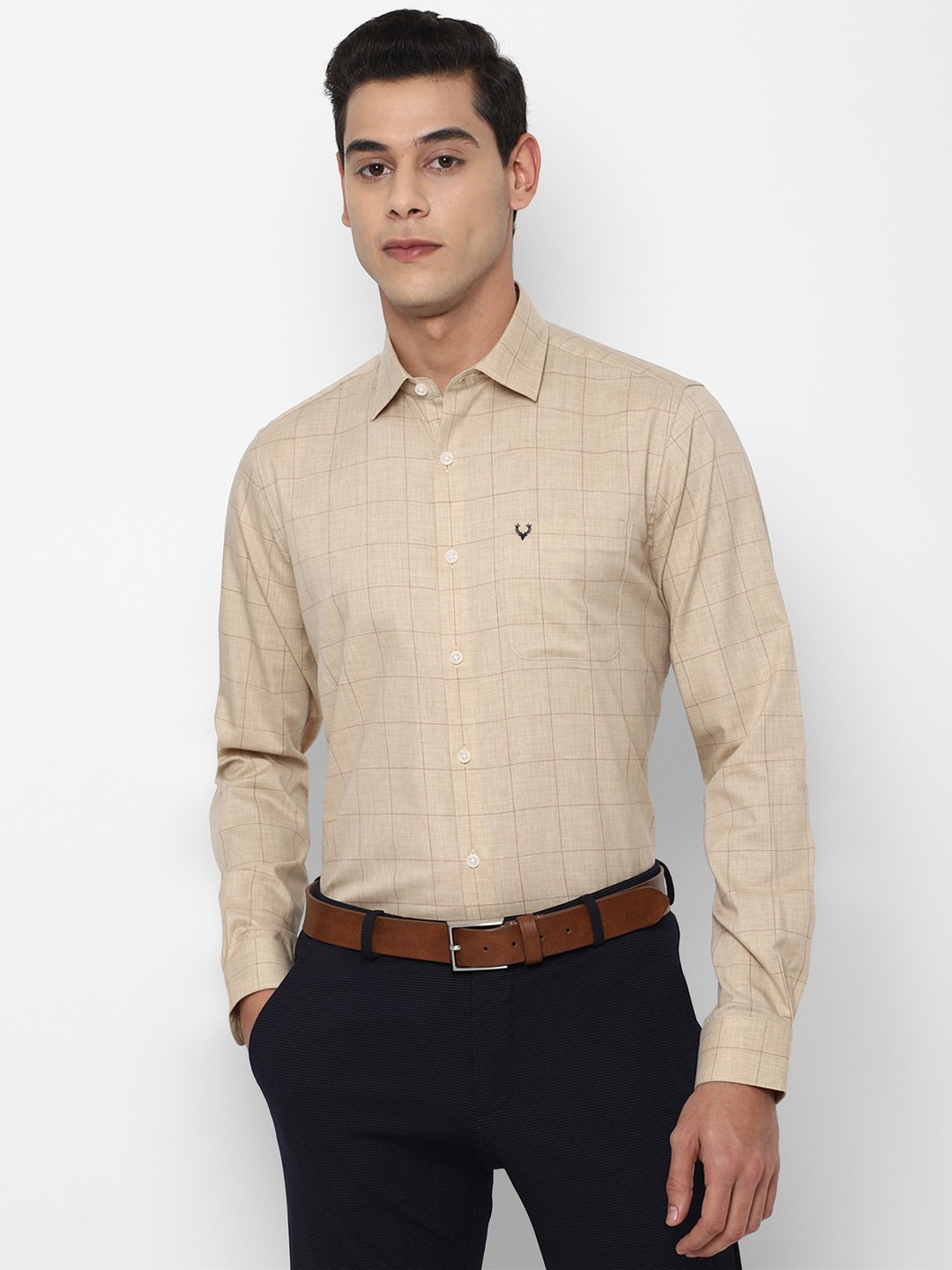 

Allen Solly Men Beige Slim Fit Checked Pure Cotton Casual Shirt