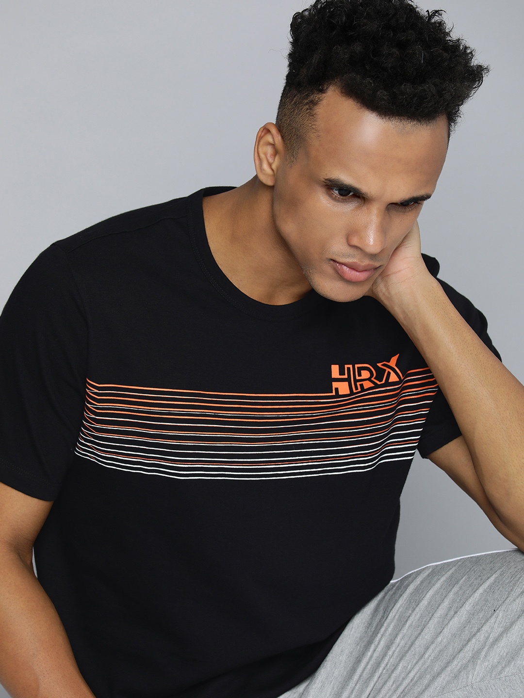 

HRX By Hrithik Roshan Lifestyle Men Black & White Bio-Wash Geometric Tshirts