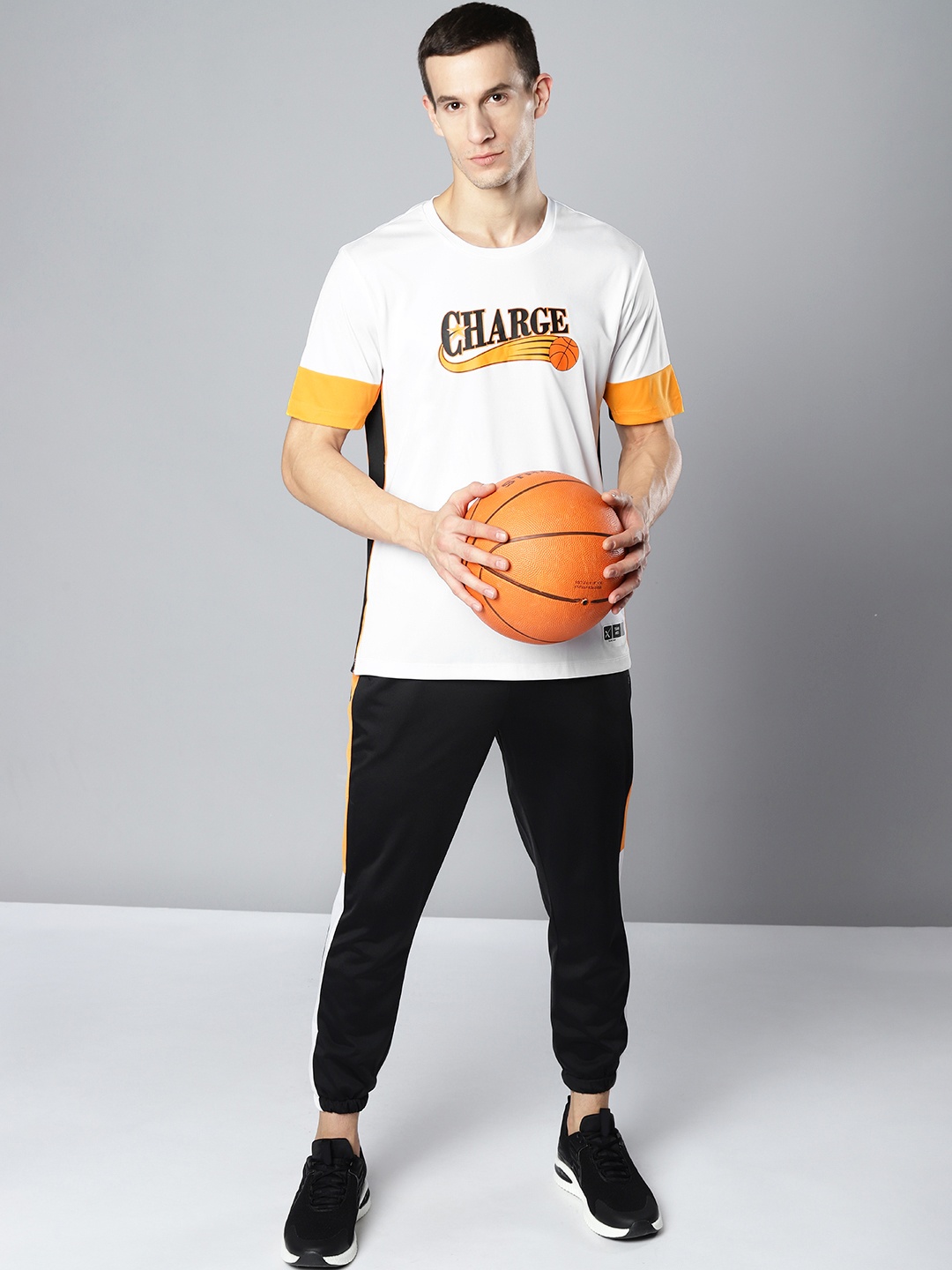 

HRX By Hrithik Roshan Basketball Men Optic White Rapid-Dry Typography Tshirts
