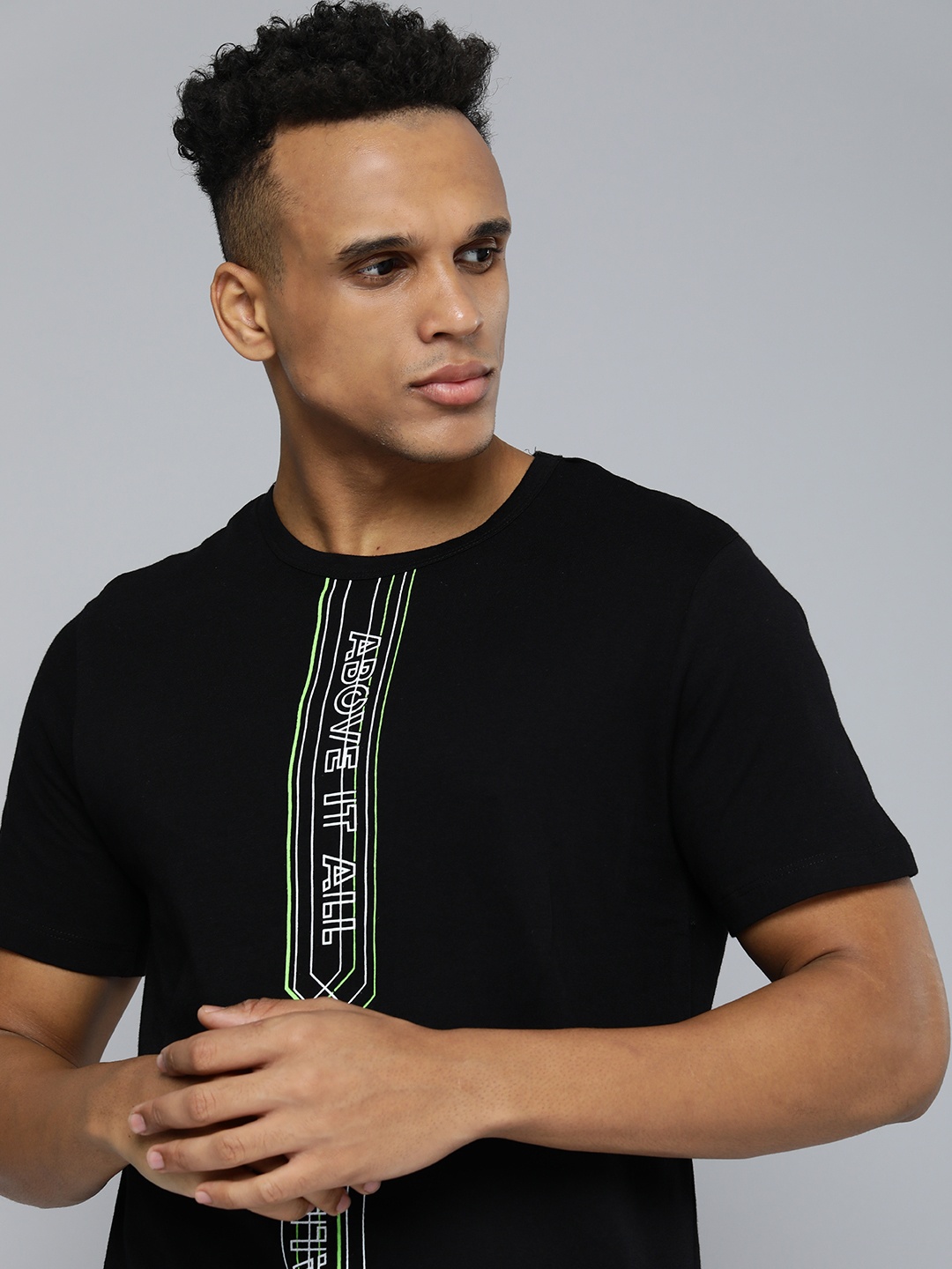 

HRX By Hrithik Roshan Men Black Bio-Wash Geometric Lifestyle T-shirt