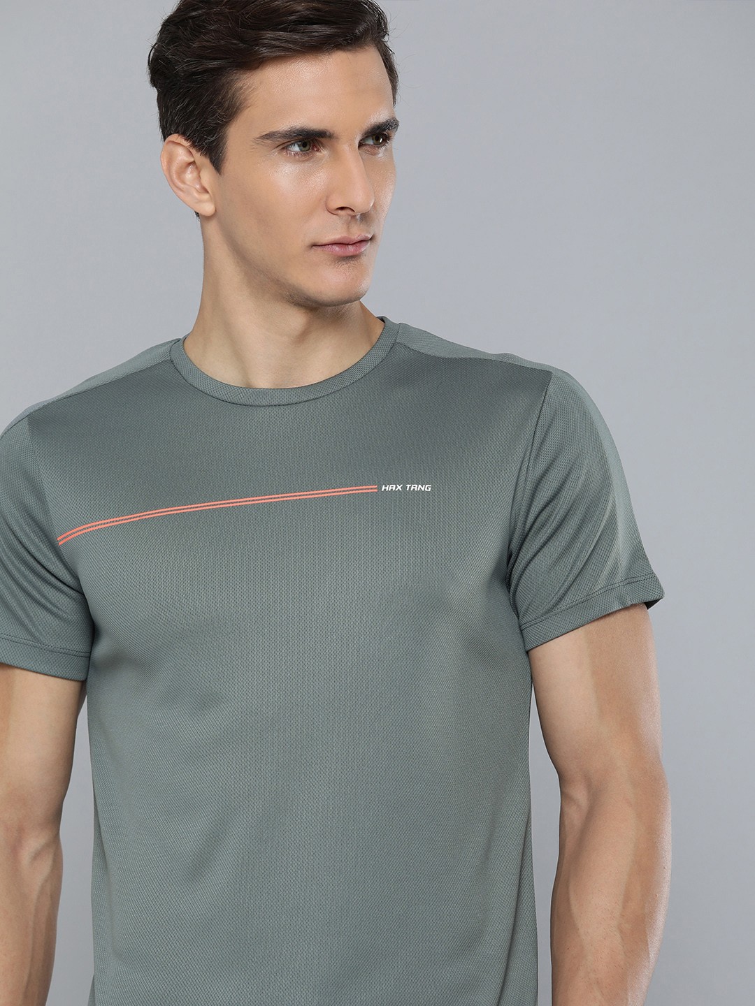 

HRX By Hrithik Roshan Training Men Pewter Rapid-Dry Tshirts, Grey