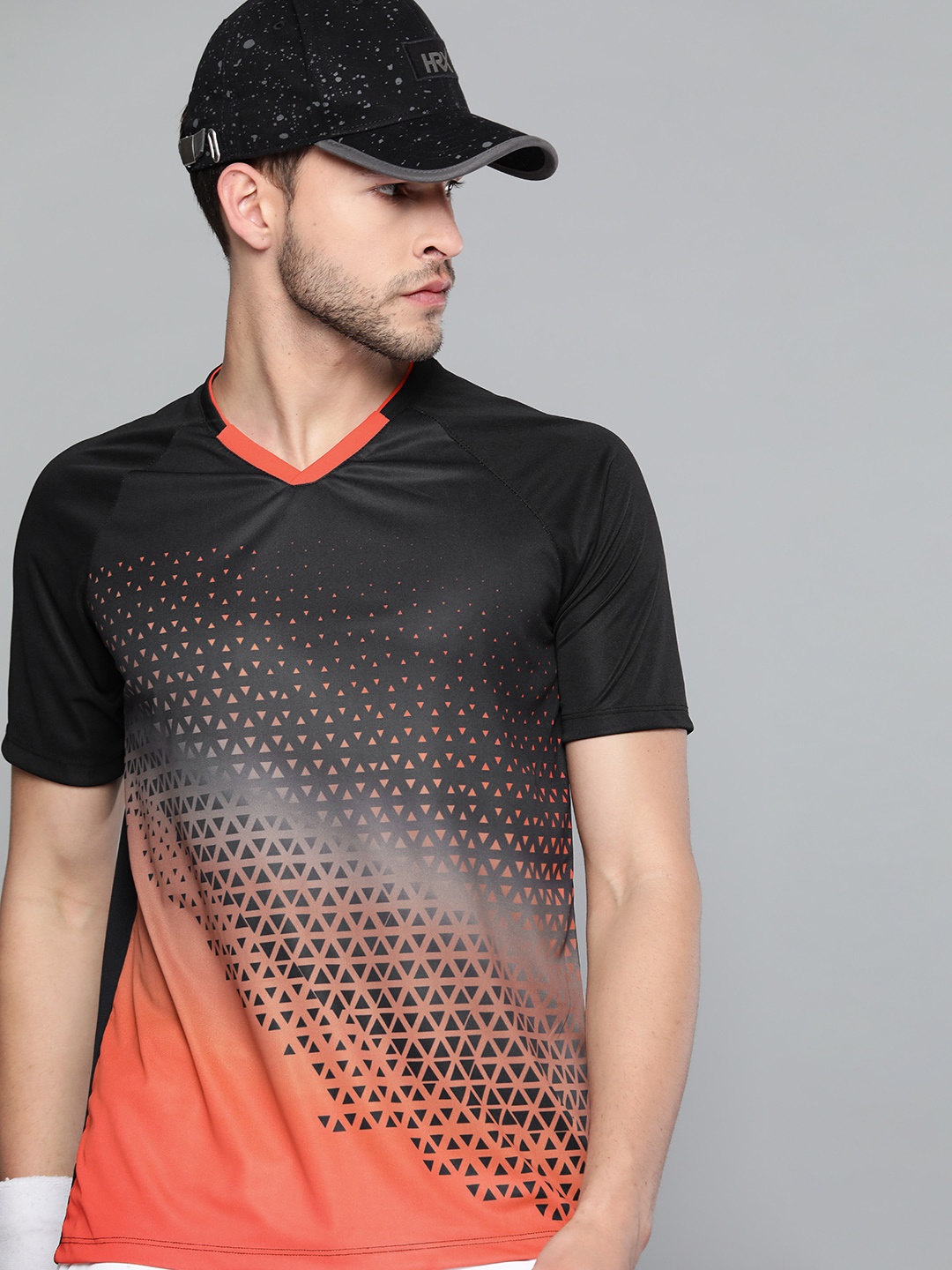 

HRX By Hrithik Roshan Racketsport Men Jet Black Rapid-Dry Abstract Tshirts