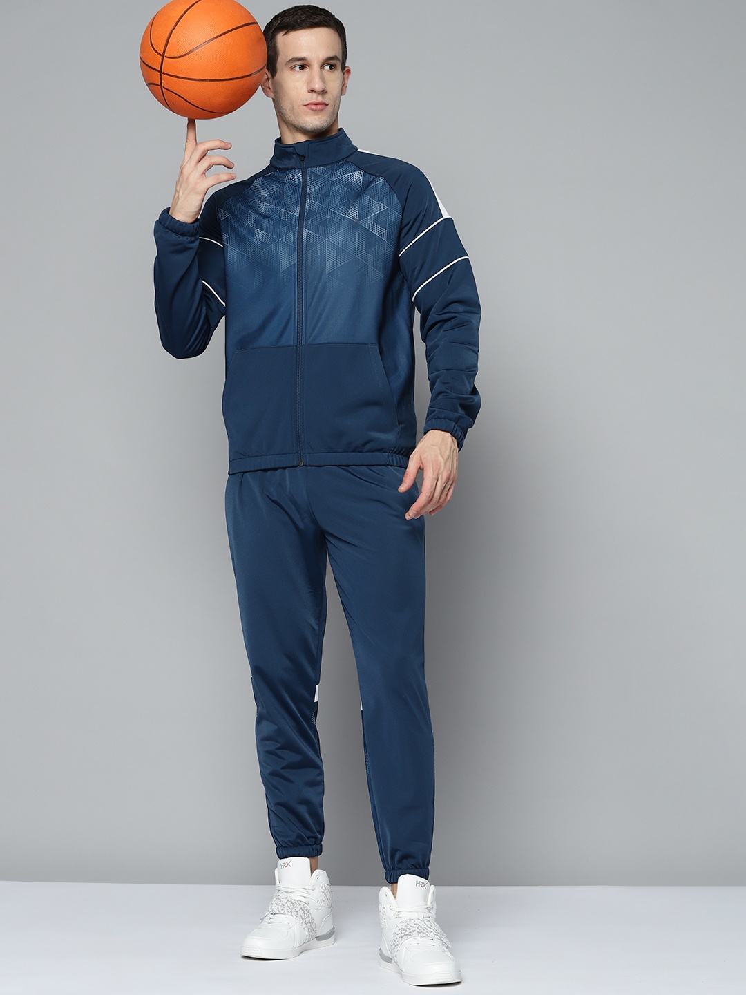 

HRX By Hrithik Roshan Basketball Men Moonlit Ocean Colourblock Tracksuits, Navy blue