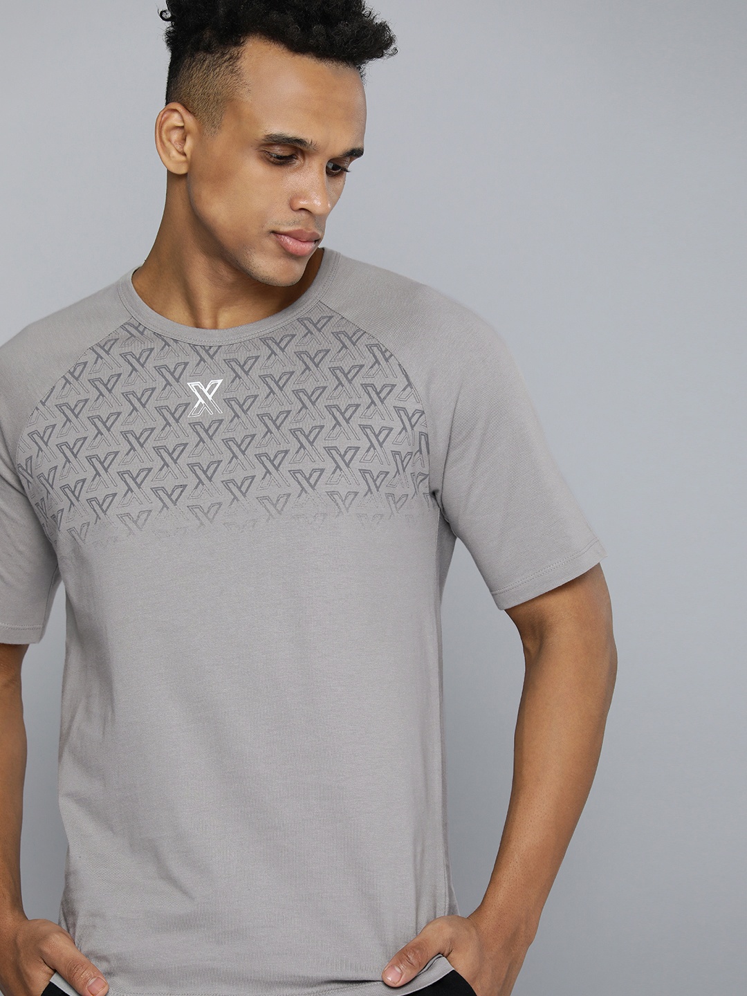 

HRX By Hrithik Roshan Lifestyle Men Grey Bio-Wash Geometric Tshirts