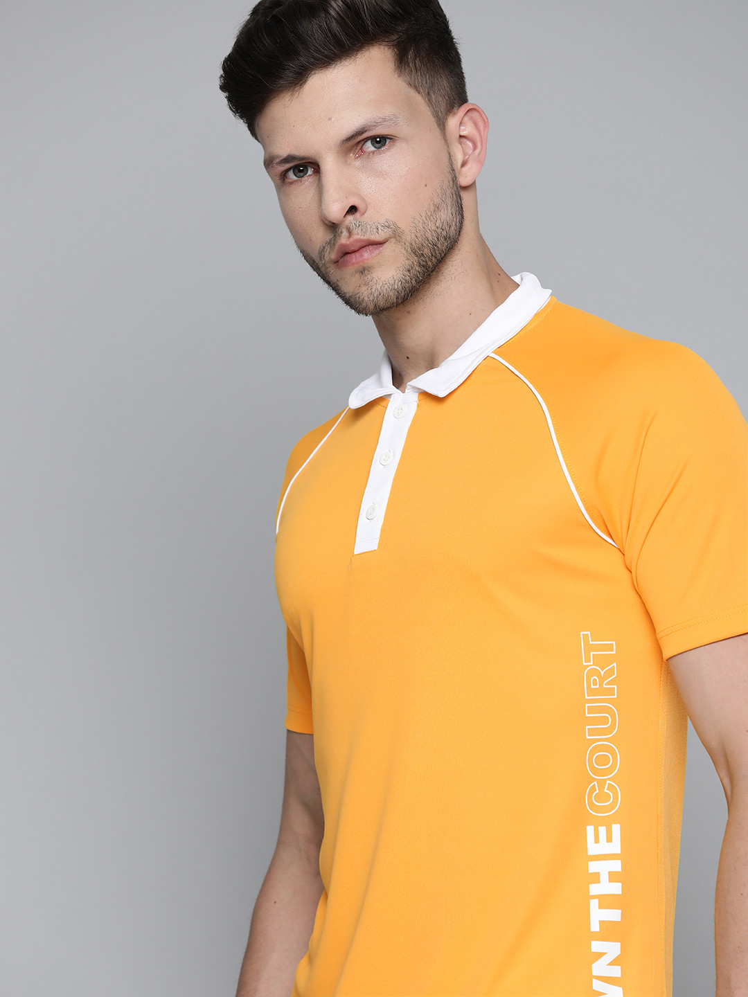 

HRX By Hrithik Roshan Racketsport Men Gold Fusion Rapid-Dry Typography Tshirts, Mustard