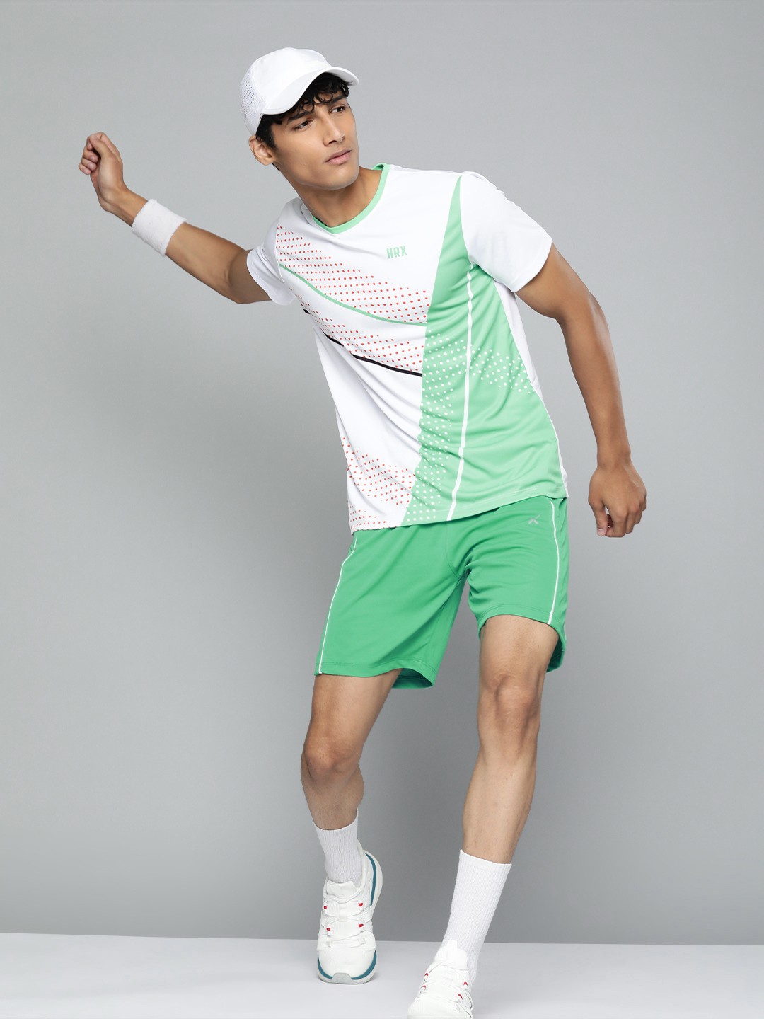 

HRX By Hrithik Roshan Racketsport Men Green Ash Rapid-Dry Stripes Tshirts, White