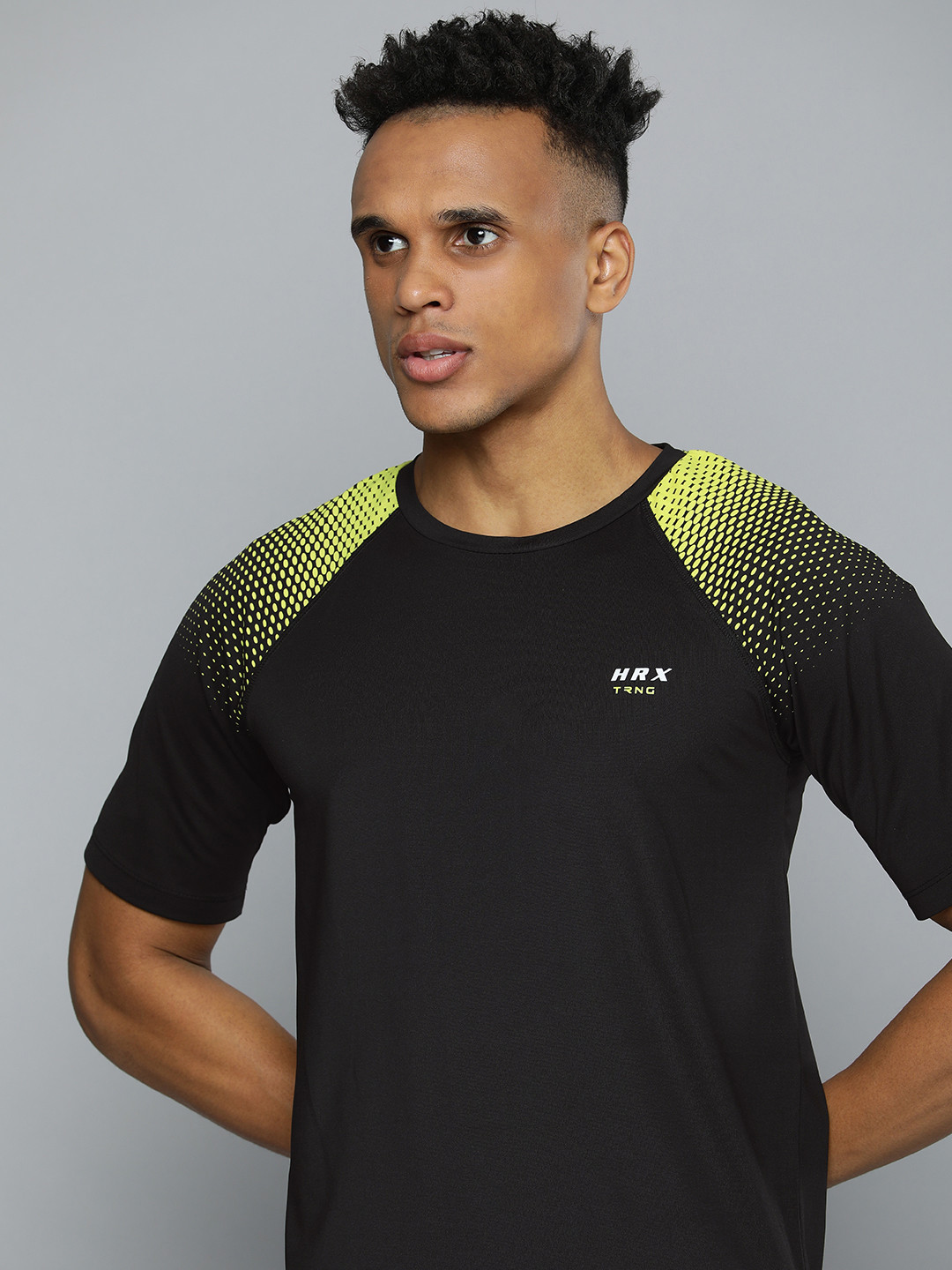 

HRX By Hrithik Roshan Men Black Rapid-Dry Self Design Training T-shirt