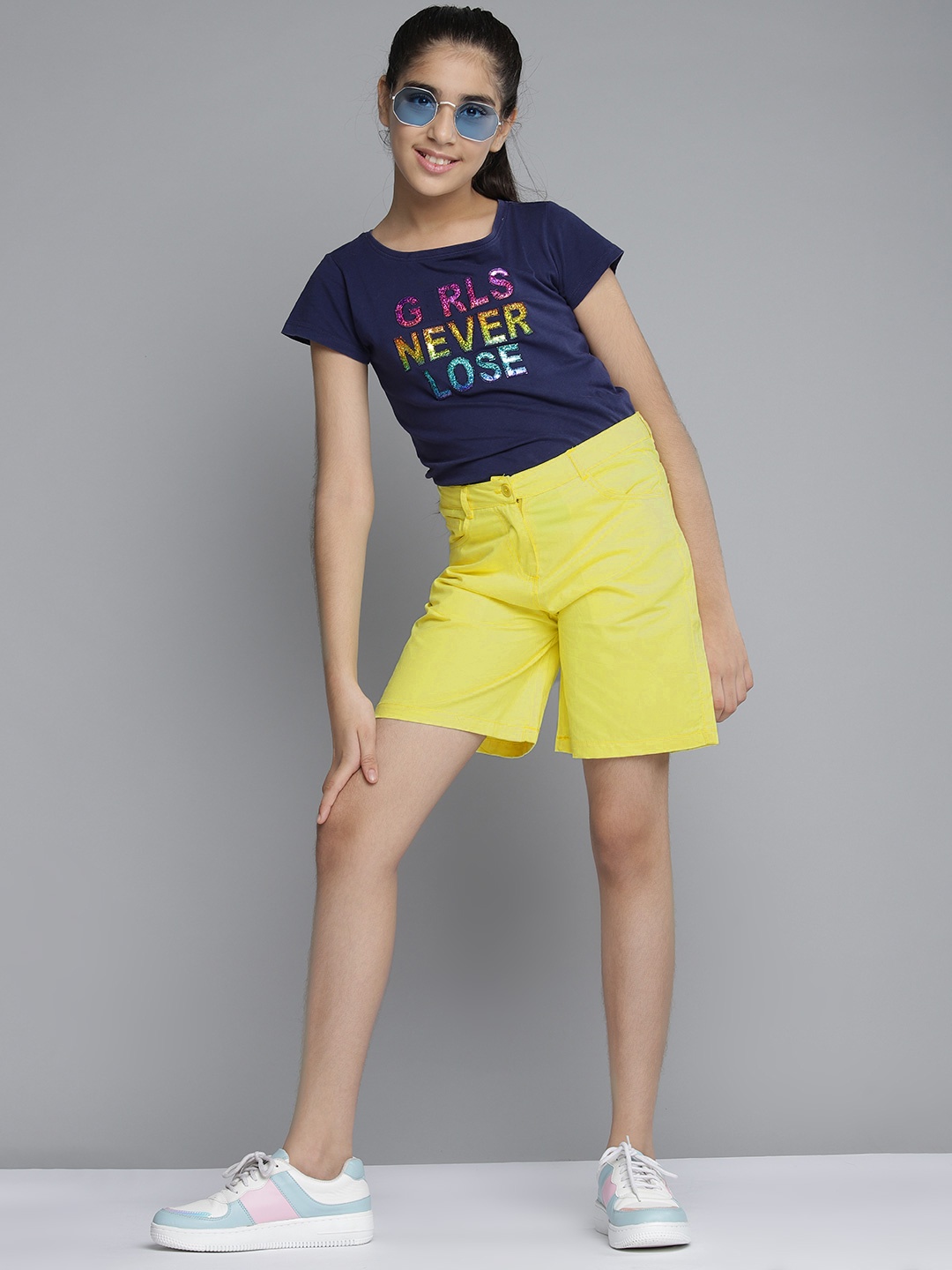

YK Girls Yellow Solid Shorts
