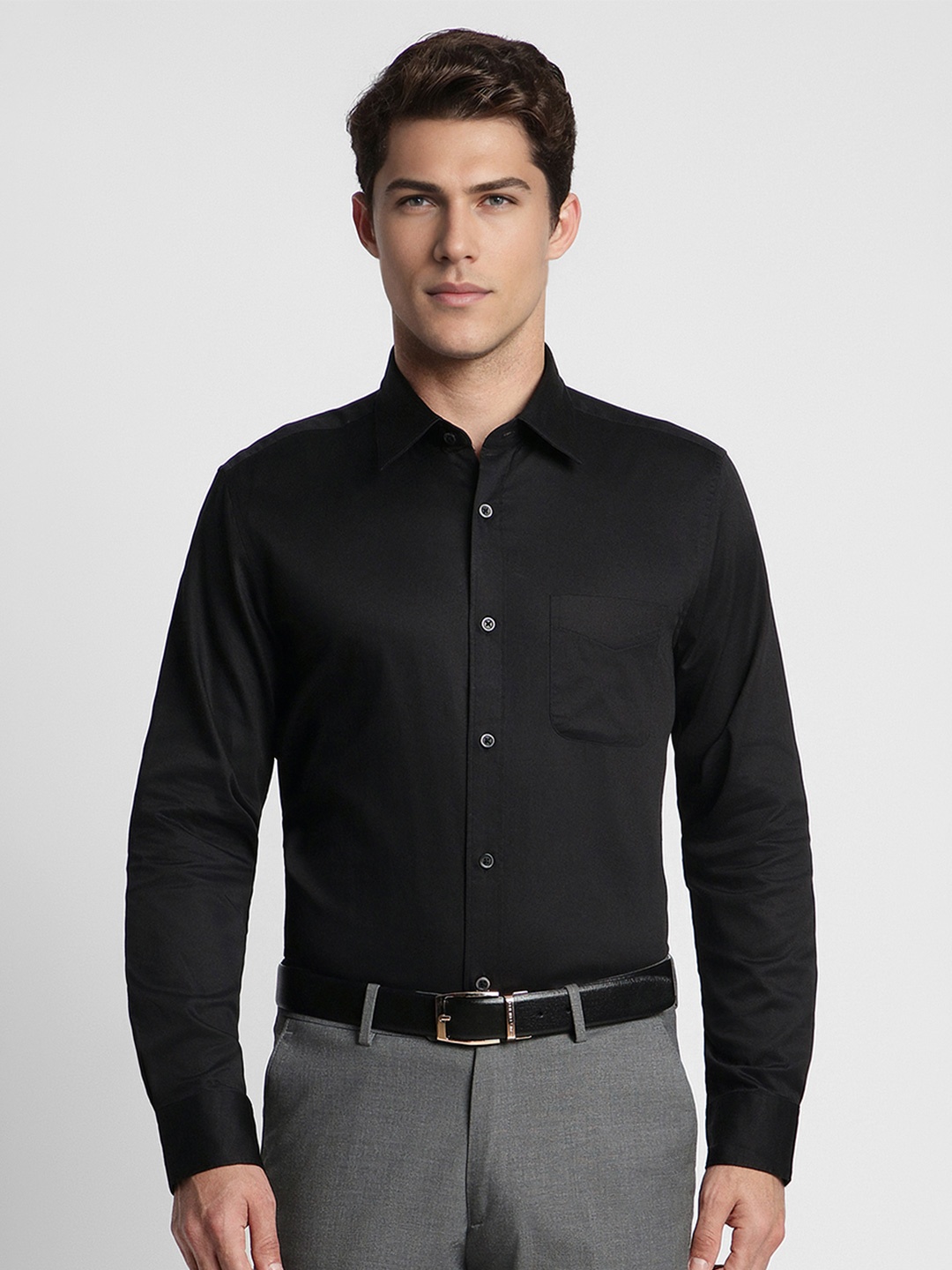 

Peter England Elite Men Black Pure Cotton Formal Shirt