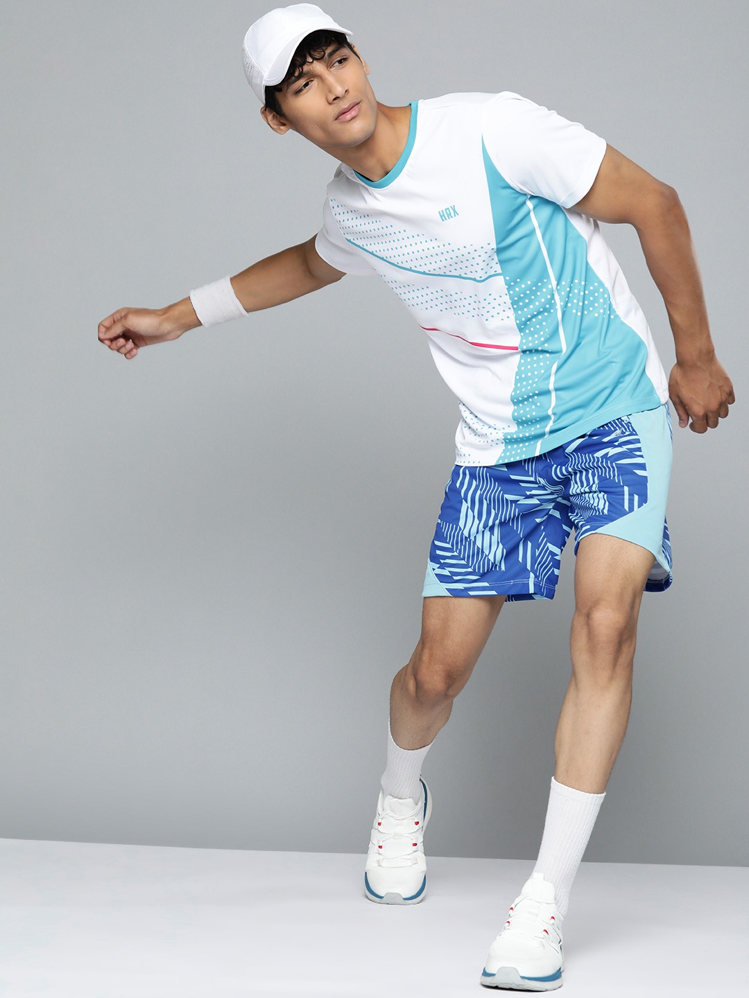 

HRX By Hrithik Roshan Racketsport Men Green Ash Rapid-Dry Stripes Tshirts, White