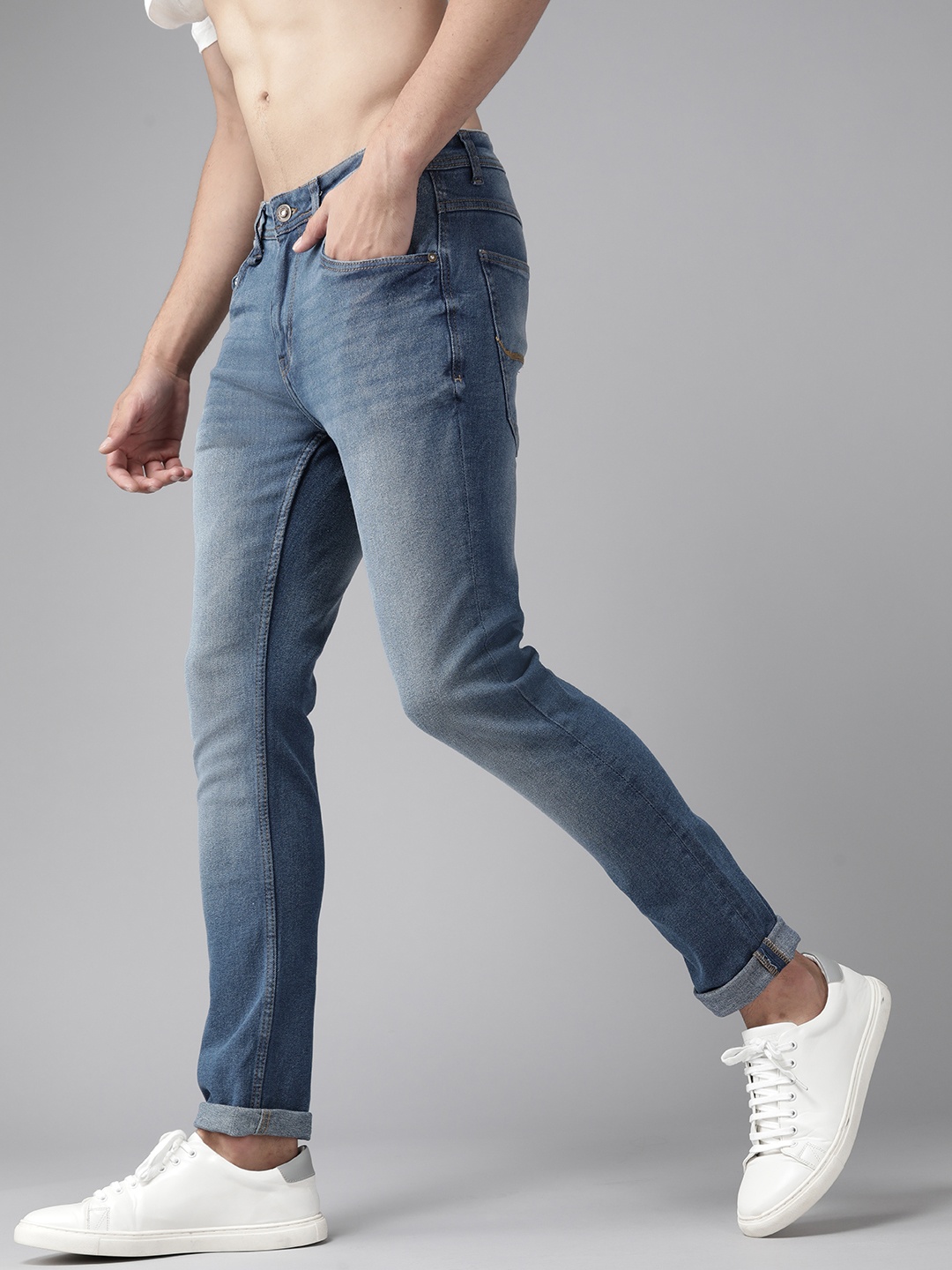 

Roadster Men Blue Skinny Fit Light Fade Stretchable Jeans